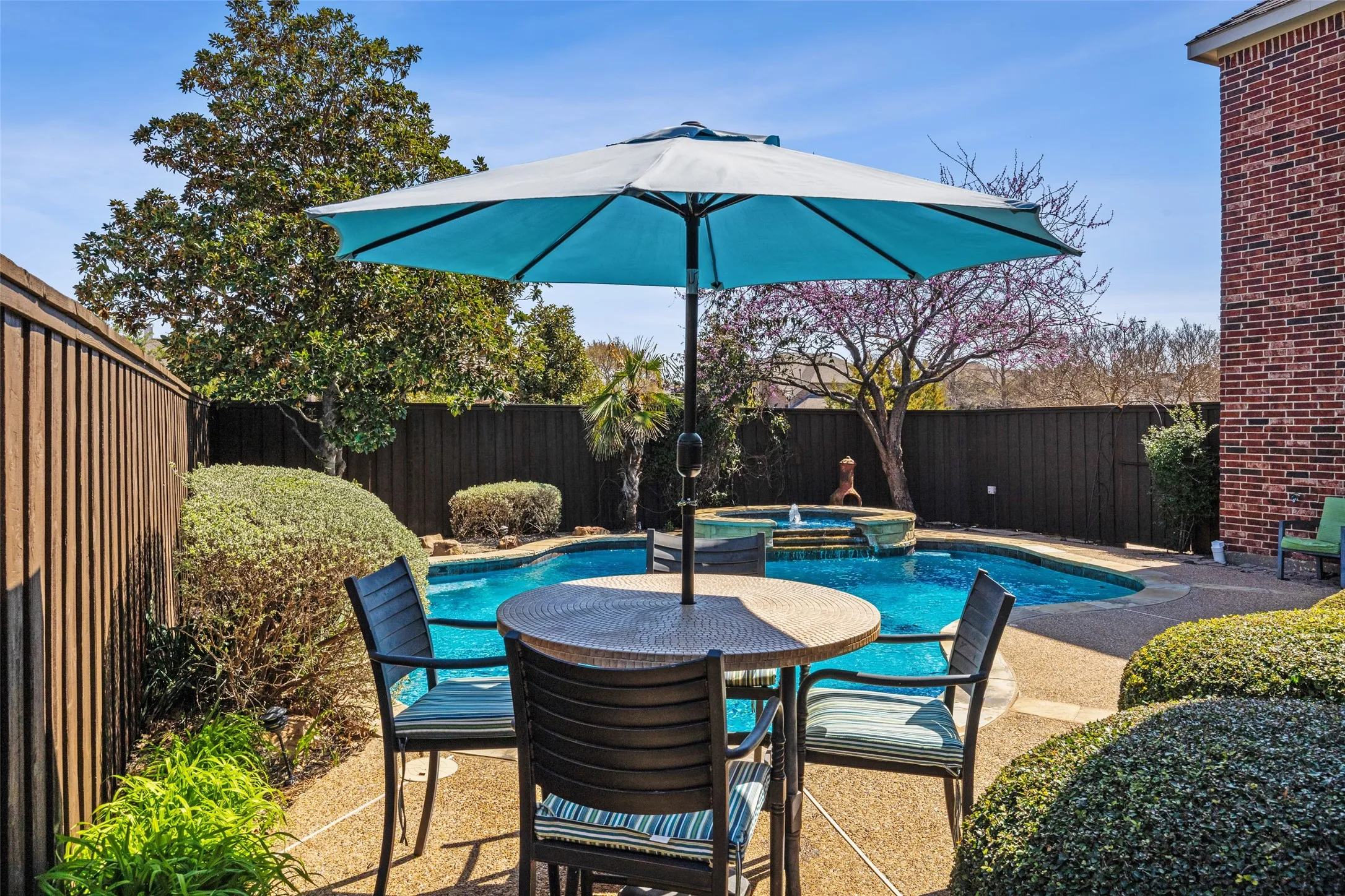 Single Family Residence For Rent in Denton County , 9740 Plains Circle, Frisco, Texas 75033, 4 Bedroom, 4 Bathroom, 2 Garage spaces, 3,674 Sqft, built in 2001, mls#21381984, Real Estate Agent in Frisco, Homes For Rent in Denton county, Homes For Rent in Frisco, Realtor in Frisco Texas, Real Estate Brokerage Independent Realty Texas, Luminita Cordes Realtor