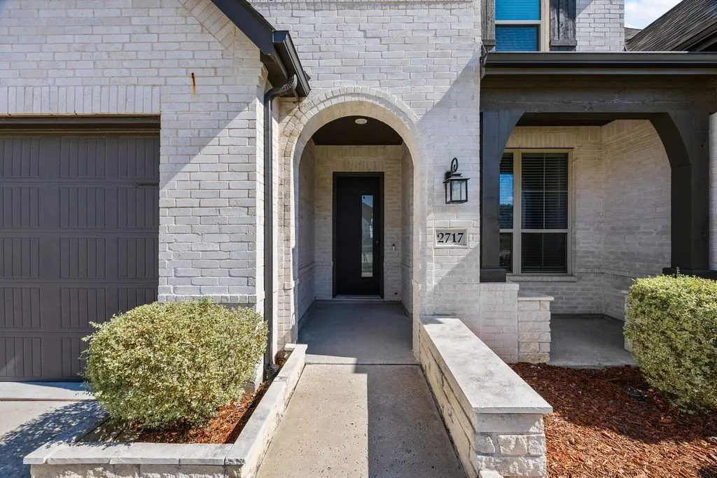 Single Family Residence For Sale in Collin County , 2717 Oak Blossom Drive, Mc Kinney, Texas 75071, 4 Bedroom, 4 Bathroom, 3 Garage spaces, 3,616 Sqft, built in 2021, mls#21380603, Real Estate Agent in Mc Kinney, Homes For Sale in Collin county, Homes For Sale in Mc Kinney, Realtor in Mc Kinney Texas, Real Estate Brokerage Independent Realty Texas, Luminita Cordes Realtor