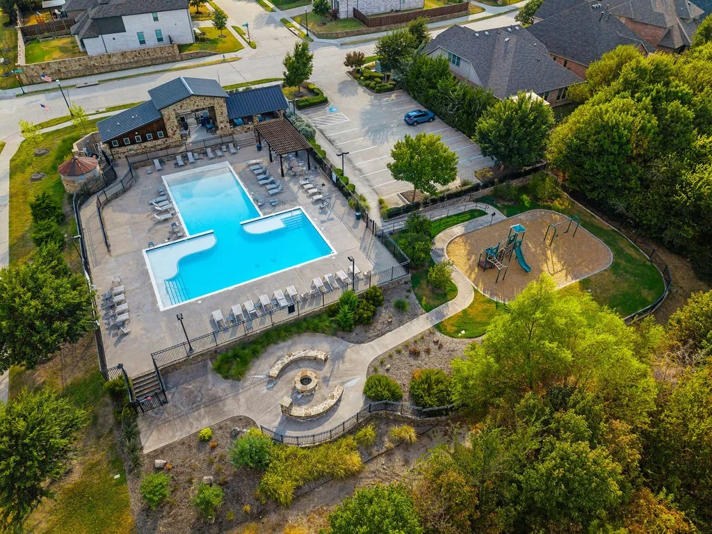Single Family Residence For Sale in Collin County , 2717 Oak Blossom Drive, Mc Kinney, Texas 75071, 4 Bedroom, 4 Bathroom, 3 Garage spaces, 3,616 Sqft, built in 2021, mls#21380603, Real Estate Agent in Mc Kinney, Homes For Sale in Collin county, Homes For Sale in Mc Kinney, Realtor in Mc Kinney Texas, Real Estate Brokerage Independent Realty Texas, Luminita Cordes Realtor