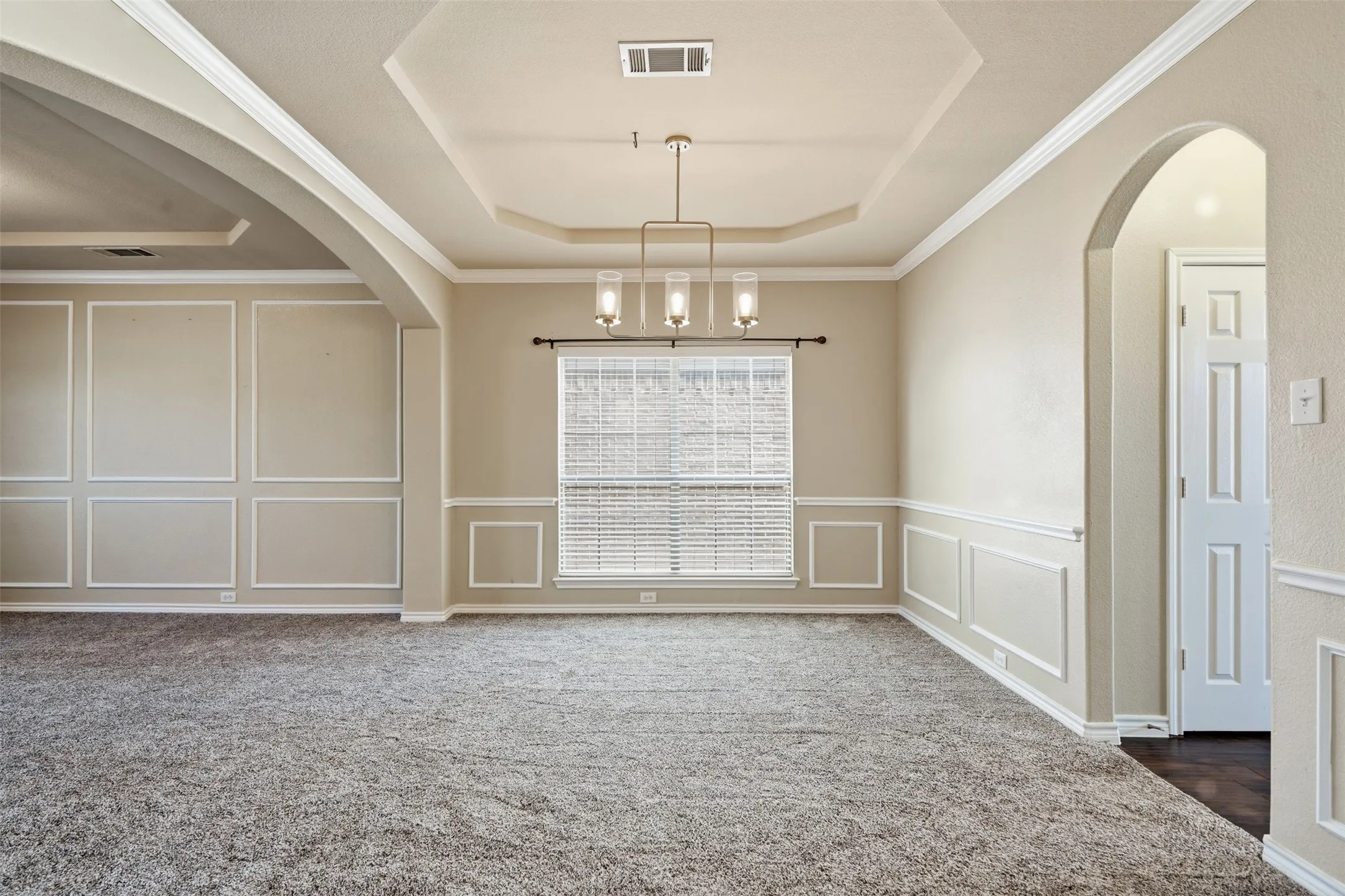 Single Family Residence For Rent in Tarrant County , 7120 Brekenridge Drive, Fort Worth, Texas 76179, 5 Bedroom, 4 Bathroom, 2 Garage spaces, 3,860 Sqft, built in 2005, mls#21384680, Real Estate Agent in Fort Worth, Homes For Rent in Tarrant county, Homes For Rent in Fort Worth, Realtor in Fort Worth Texas, Real Estate Brokerage Independent Realty Texas, Luminita Cordes Realtor