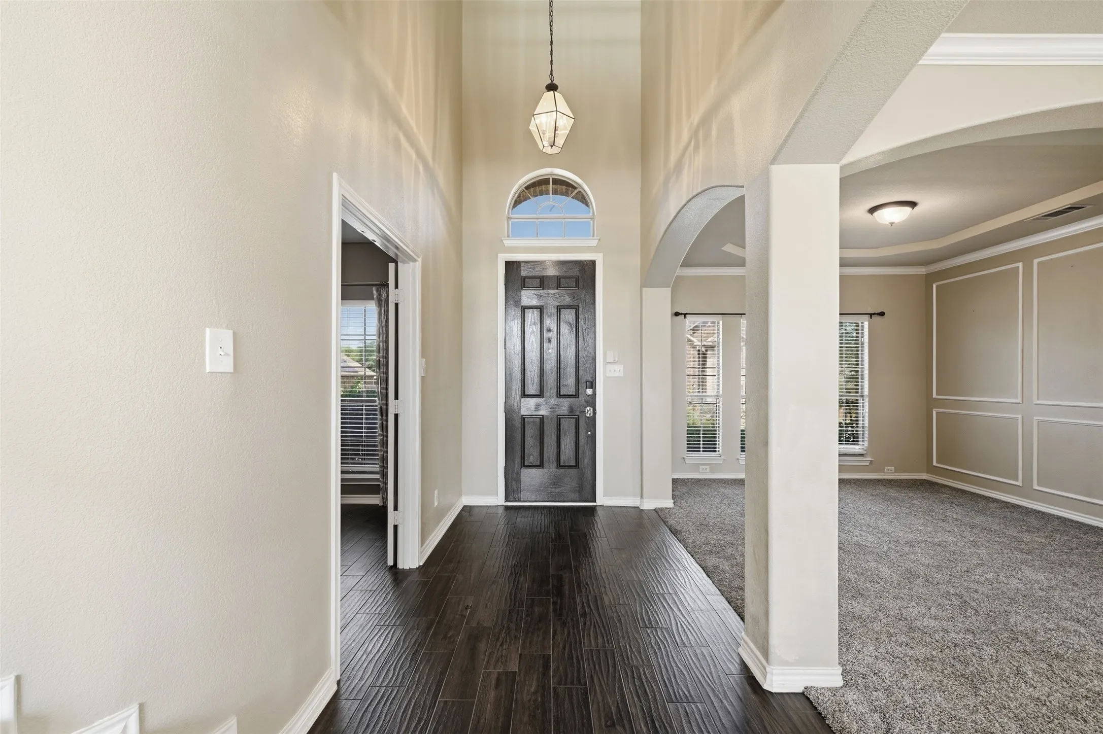 Single Family Residence For Rent in Tarrant County , 7120 Brekenridge Drive, Fort Worth, Texas 76179, 5 Bedroom, 4 Bathroom, 2 Garage spaces, 3,860 Sqft, built in 2005, mls#21384680, Real Estate Agent in Fort Worth, Homes For Rent in Tarrant county, Homes For Rent in Fort Worth, Realtor in Fort Worth Texas, Real Estate Brokerage Independent Realty Texas, Luminita Cordes Realtor