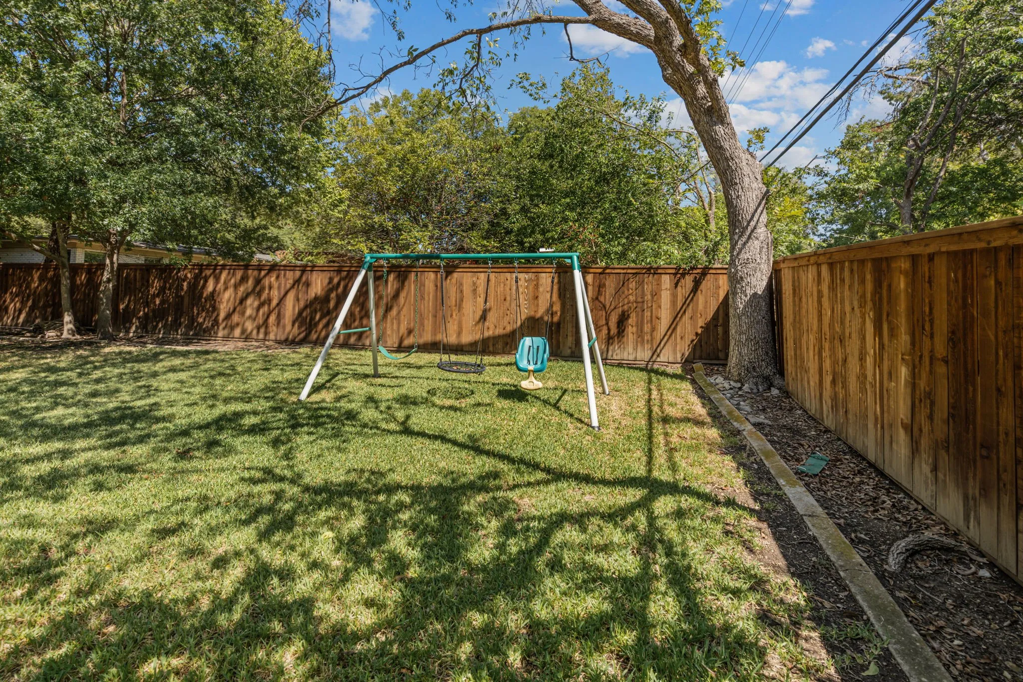 Single Family Residence For Sale in Tarrant County , 4017 Piedmont Road, Fort Worth, Texas 76116, 4 Bedroom, 3 Bathroom, 2 Garage spaces, 2,229 Sqft, built in 1954, mls#21383792, Real Estate Agent in Fort Worth, Homes For Sale in Tarrant county, Homes For Sale in Fort Worth, Realtor in Fort Worth Texas, Real Estate Brokerage Independent Realty Texas, Luminita Cordes Realtor
