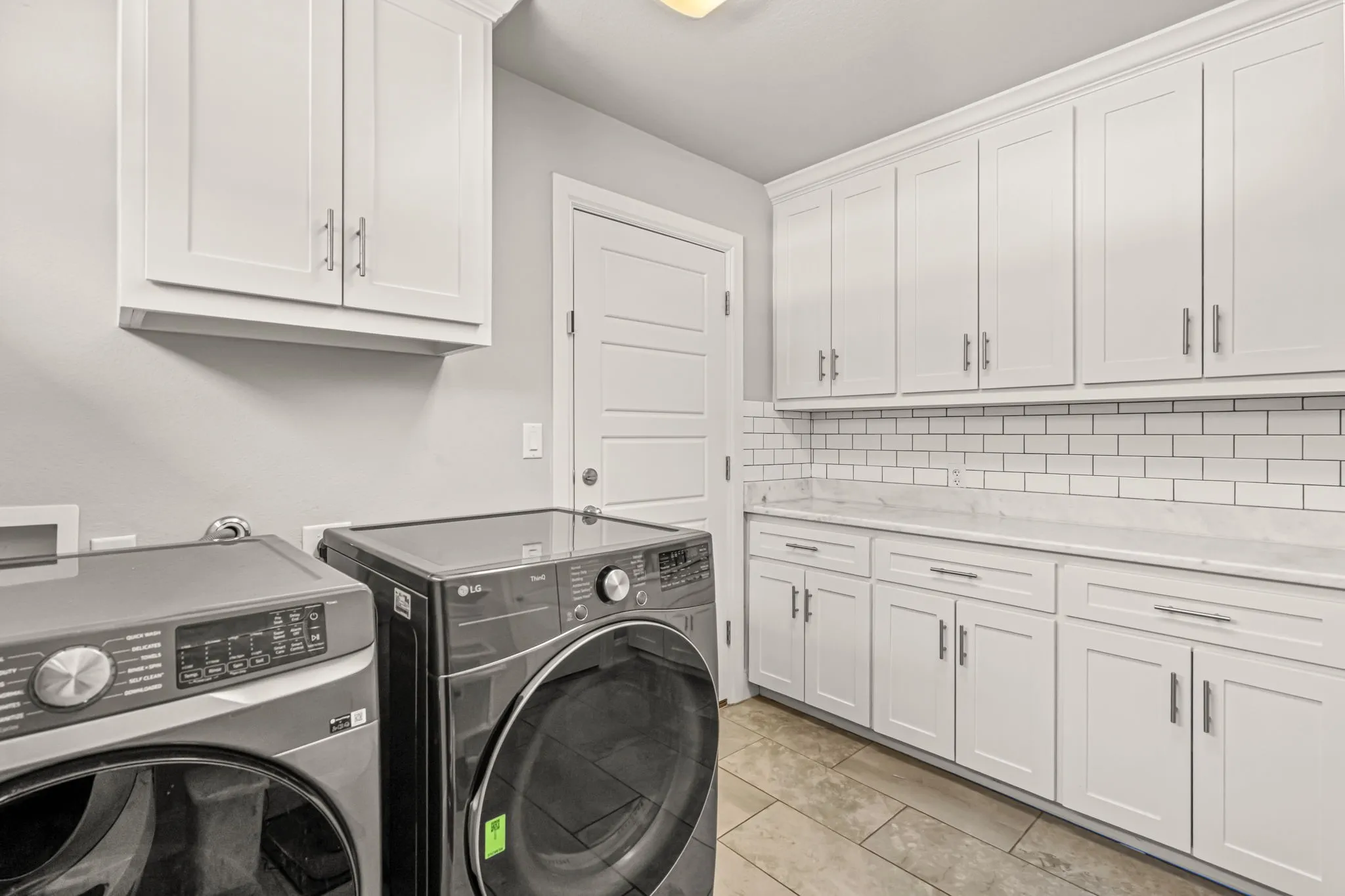 Single Family Residence For Sale in Tarrant County , 4017 Piedmont Road, Fort Worth, Texas 76116, 4 Bedroom, 3 Bathroom, 2 Garage spaces, 2,229 Sqft, built in 1954, mls#21383792, Real Estate Agent in Fort Worth, Homes For Sale in Tarrant county, Homes For Sale in Fort Worth, Realtor in Fort Worth Texas, Real Estate Brokerage Independent Realty Texas, Luminita Cordes Realtor