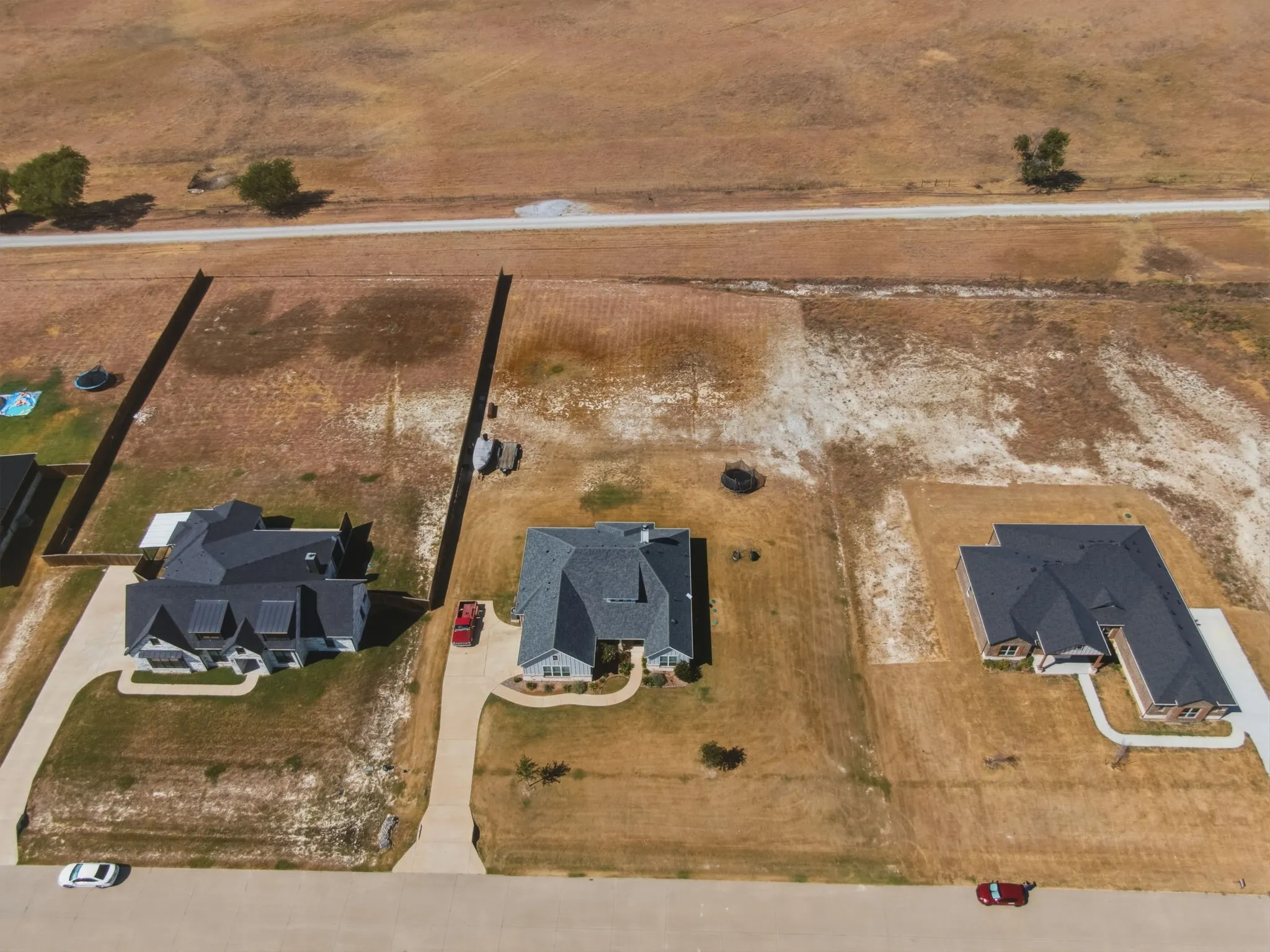 Single Family Residence For Sale in Ellis County , 280 Maci Drive, Waxahachie, Texas 75167, 4 Bedroom, 3 Bathroom, 2 Garage spaces, 2,387 Sqft, built in 2023, mls#21368721, Real Estate Agent in Waxahachie, Homes For Sale in Ellis county, Homes For Sale in Waxahachie, Realtor in Waxahachie Texas, Real Estate Brokerage Independent Realty Texas, Luminita Cordes Realtor