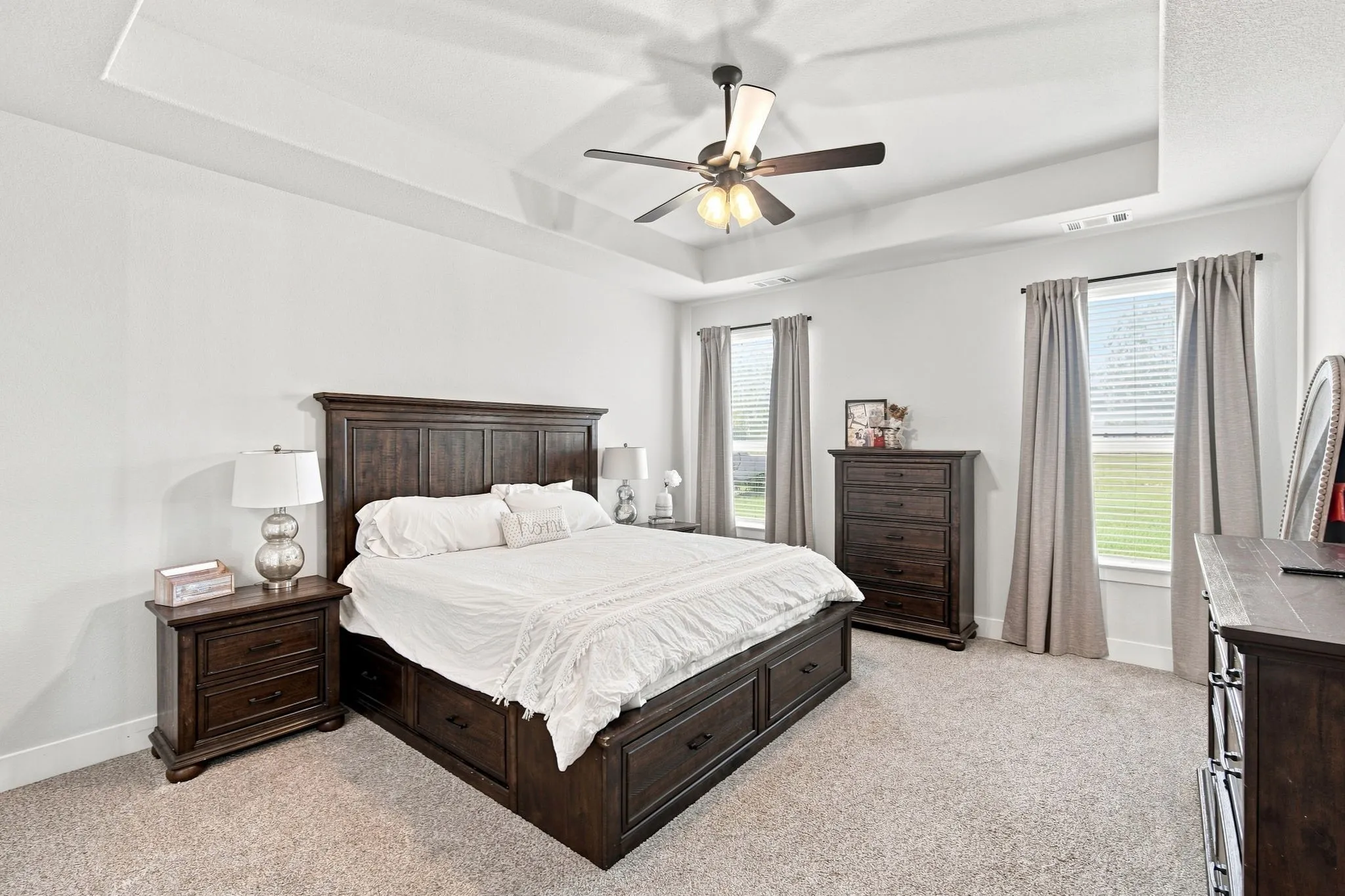 Single Family Residence For Sale in Ellis County , 280 Maci Drive, Waxahachie, Texas 75167, 4 Bedroom, 3 Bathroom, 2 Garage spaces, 2,387 Sqft, built in 2023, mls#21368721, Real Estate Agent in Waxahachie, Homes For Sale in Ellis county, Homes For Sale in Waxahachie, Realtor in Waxahachie Texas, Real Estate Brokerage Independent Realty Texas, Luminita Cordes Realtor