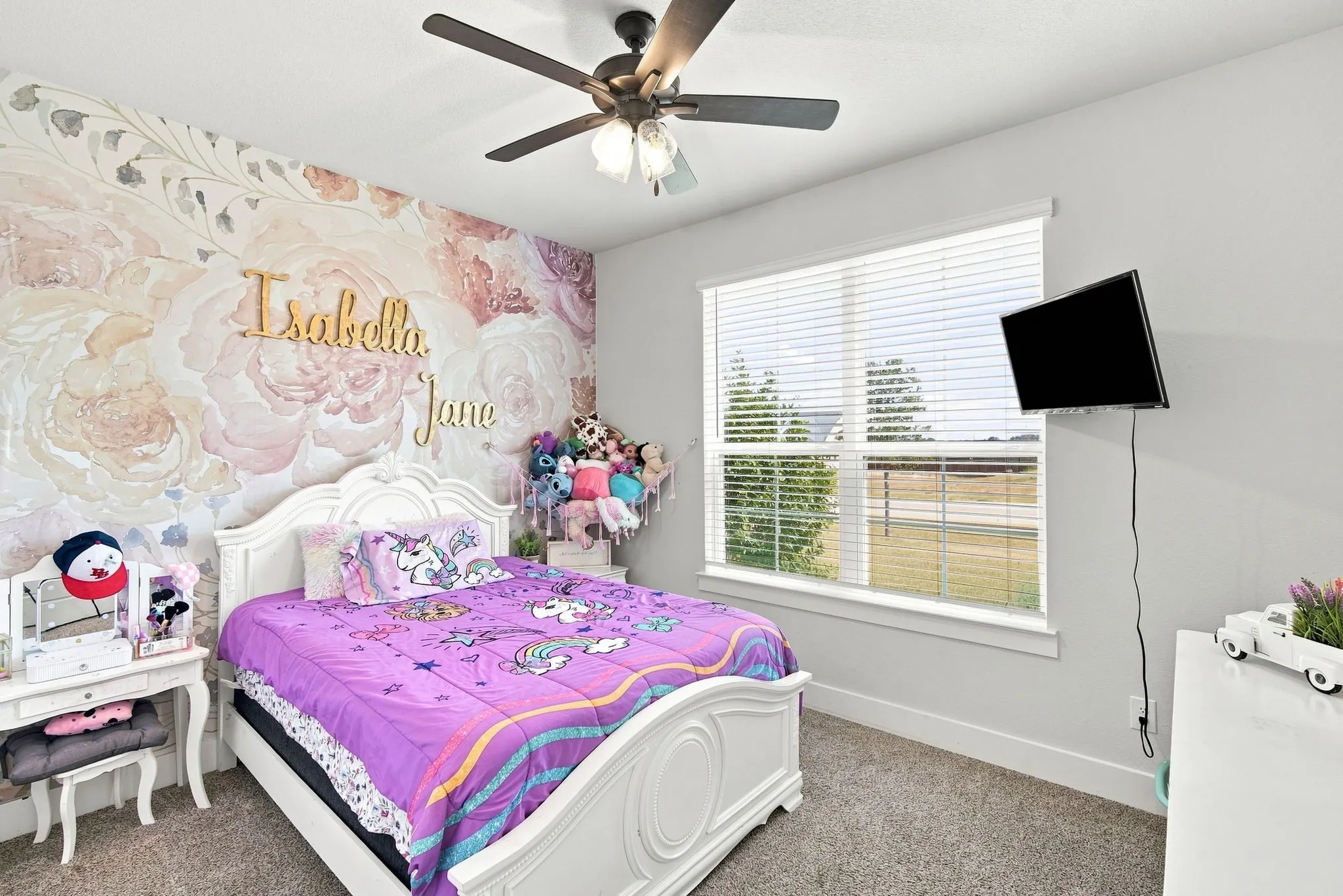 Single Family Residence For Sale in Ellis County , 280 Maci Drive, Waxahachie, Texas 75167, 4 Bedroom, 3 Bathroom, 2 Garage spaces, 2,387 Sqft, built in 2023, mls#21368721, Real Estate Agent in Waxahachie, Homes For Sale in Ellis county, Homes For Sale in Waxahachie, Realtor in Waxahachie Texas, Real Estate Brokerage Independent Realty Texas, Luminita Cordes Realtor