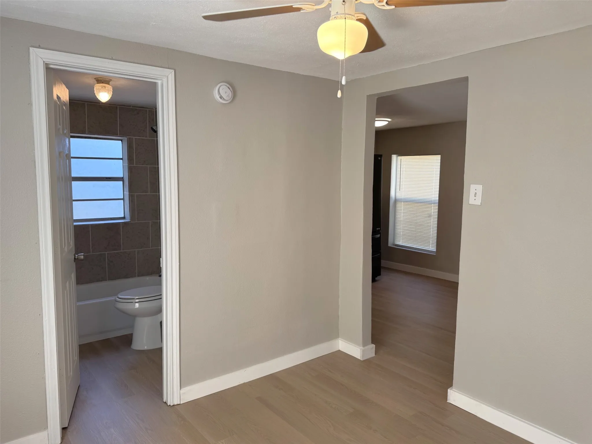 Apartment For Rent in Denton County , 1603.5 Mccormick Street, Denton, Texas 76205, 1 Bedroom, 1 Bathroom, Garage spaces, 400 Sqft, built in 1966, mls#21384664, Real Estate Agent in Denton, Homes For Rent in Denton county, Homes For Rent in Denton, Realtor in Denton Texas, Real Estate Brokerage Independent Realty Texas, Luminita Cordes Realtor