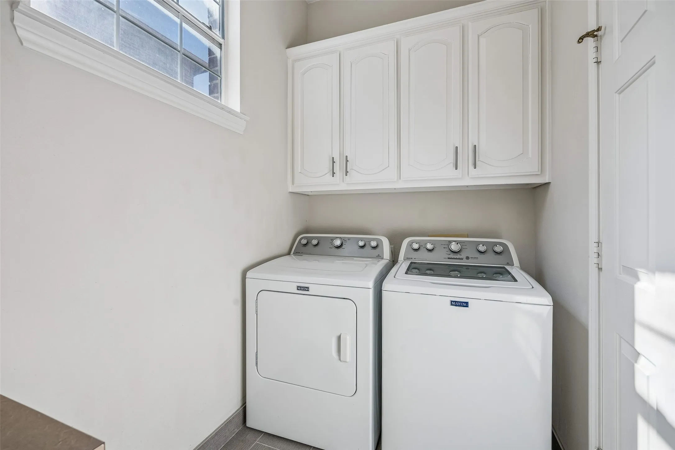 Single Family Residence For Sale in Collin County , 3703 Trailwood Drive, Richardson, Texas 75082, 5 Bedroom, 5 Bathroom, 3 Garage spaces, 4,050 Sqft, built in 1998, mls#21384655, Real Estate Agent in Richardson, Homes For Sale in Collin county, Homes For Sale in Richardson, Realtor in Richardson Texas, Real Estate Brokerage Independent Realty Texas, Luminita Cordes Realtor