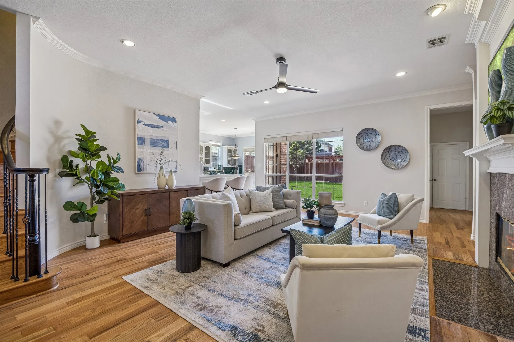 Single Family Residence For Sale in Collin County , 3703 Trailwood Drive, Richardson, Texas 75082, 5 Bedroom, 5 Bathroom, 3 Garage spaces, 4,050 Sqft, built in 1998, mls#21384655, Real Estate Agent in Richardson, Homes For Sale in Collin county, Homes For Sale in Richardson, Realtor in Richardson Texas, Real Estate Brokerage Independent Realty Texas, Luminita Cordes Realtor