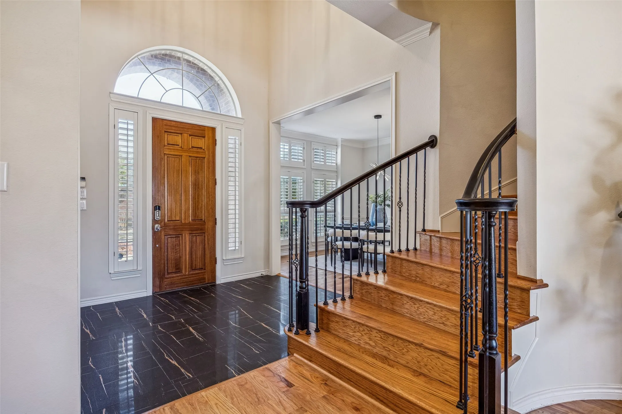 Single Family Residence For Sale in Collin County , 3703 Trailwood Drive, Richardson, Texas 75082, 5 Bedroom, 5 Bathroom, 3 Garage spaces, 4,050 Sqft, built in 1998, mls#21384655, Real Estate Agent in Richardson, Homes For Sale in Collin county, Homes For Sale in Richardson, Realtor in Richardson Texas, Real Estate Brokerage Independent Realty Texas, Luminita Cordes Realtor