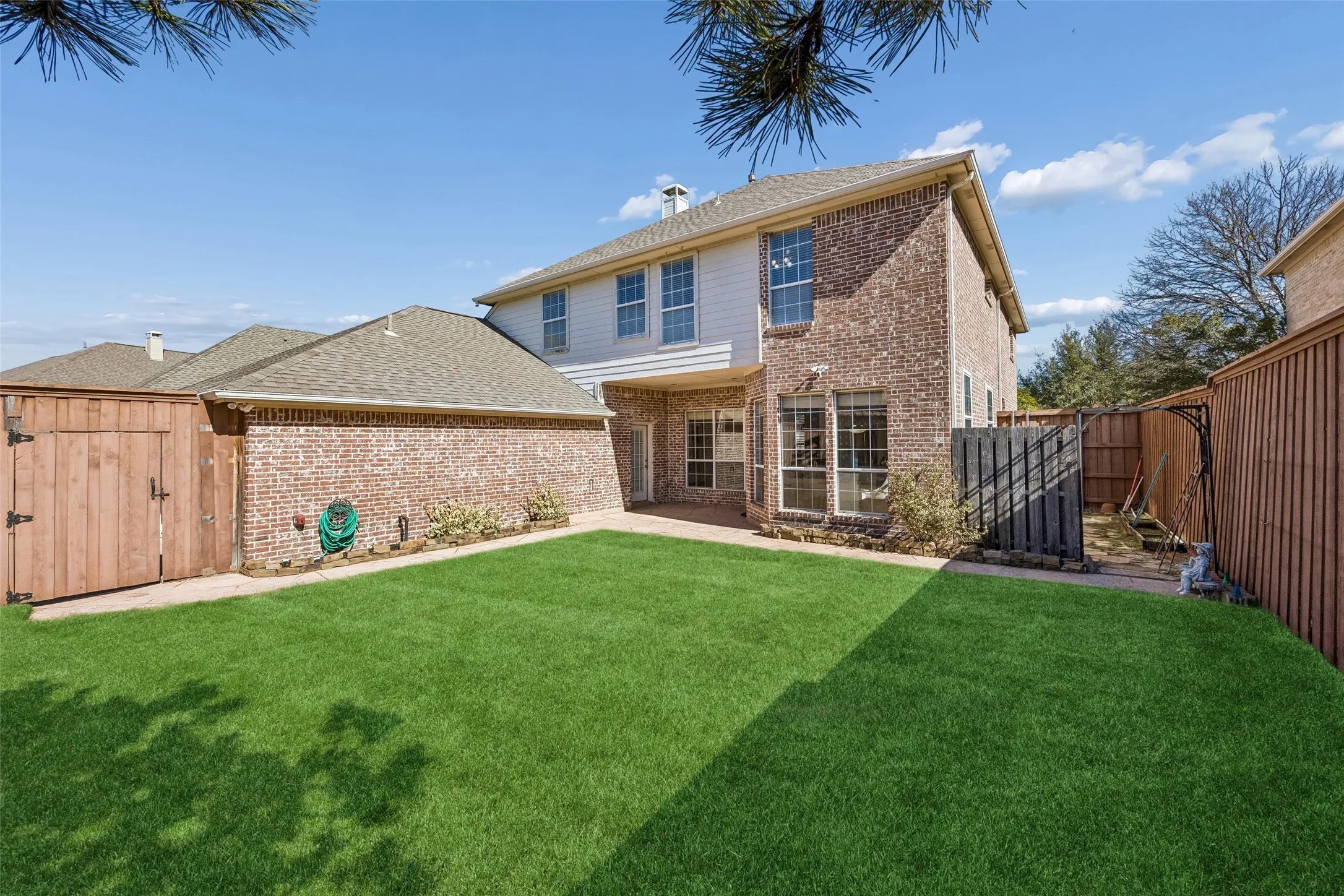 Single Family Residence For Sale in Collin County , 3703 Trailwood Drive, Richardson, Texas 75082, 5 Bedroom, 5 Bathroom, 3 Garage spaces, 4,050 Sqft, built in 1998, mls#21384655, Real Estate Agent in Richardson, Homes For Sale in Collin county, Homes For Sale in Richardson, Realtor in Richardson Texas, Real Estate Brokerage Independent Realty Texas, Luminita Cordes Realtor