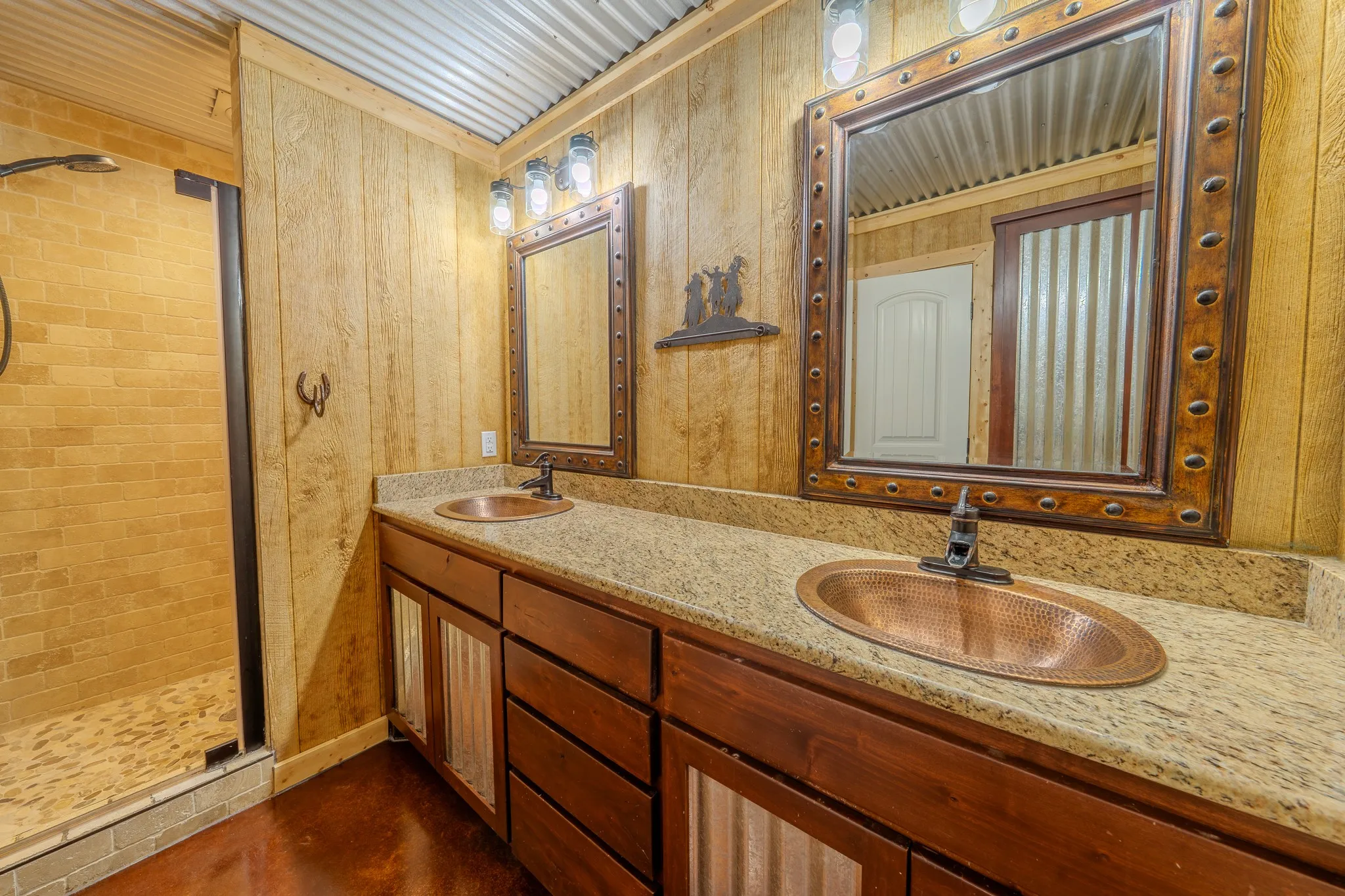 Single Family Residence For Sale in Taylor County , 6942 US Highway 83, Ovalo, Texas 79541, 4 Bedroom, 2 Bathroom, 1 Garage spaces, 2,401 Sqft, built in 2018, mls#21384286, Real Estate Agent in Ovalo, Homes For Sale in Taylor county, Homes For Sale in Ovalo, Realtor in Ovalo Texas, Real Estate Brokerage Independent Realty Texas, Luminita Cordes Realtor