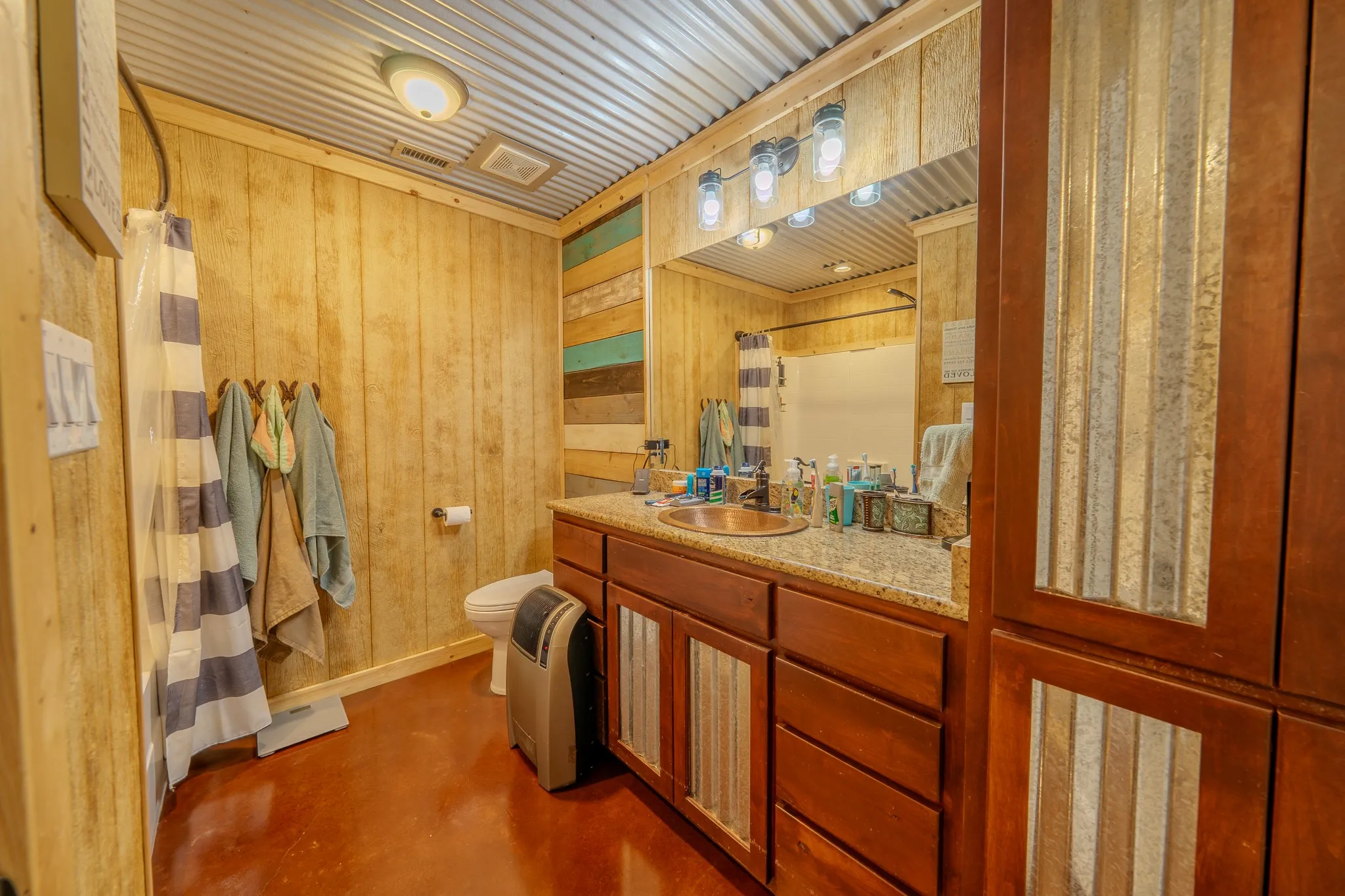 Single Family Residence For Sale in Taylor County , 6942 US Highway 83, Ovalo, Texas 79541, 4 Bedroom, 2 Bathroom, 1 Garage spaces, 2,401 Sqft, built in 2018, mls#21384286, Real Estate Agent in Ovalo, Homes For Sale in Taylor county, Homes For Sale in Ovalo, Realtor in Ovalo Texas, Real Estate Brokerage Independent Realty Texas, Luminita Cordes Realtor