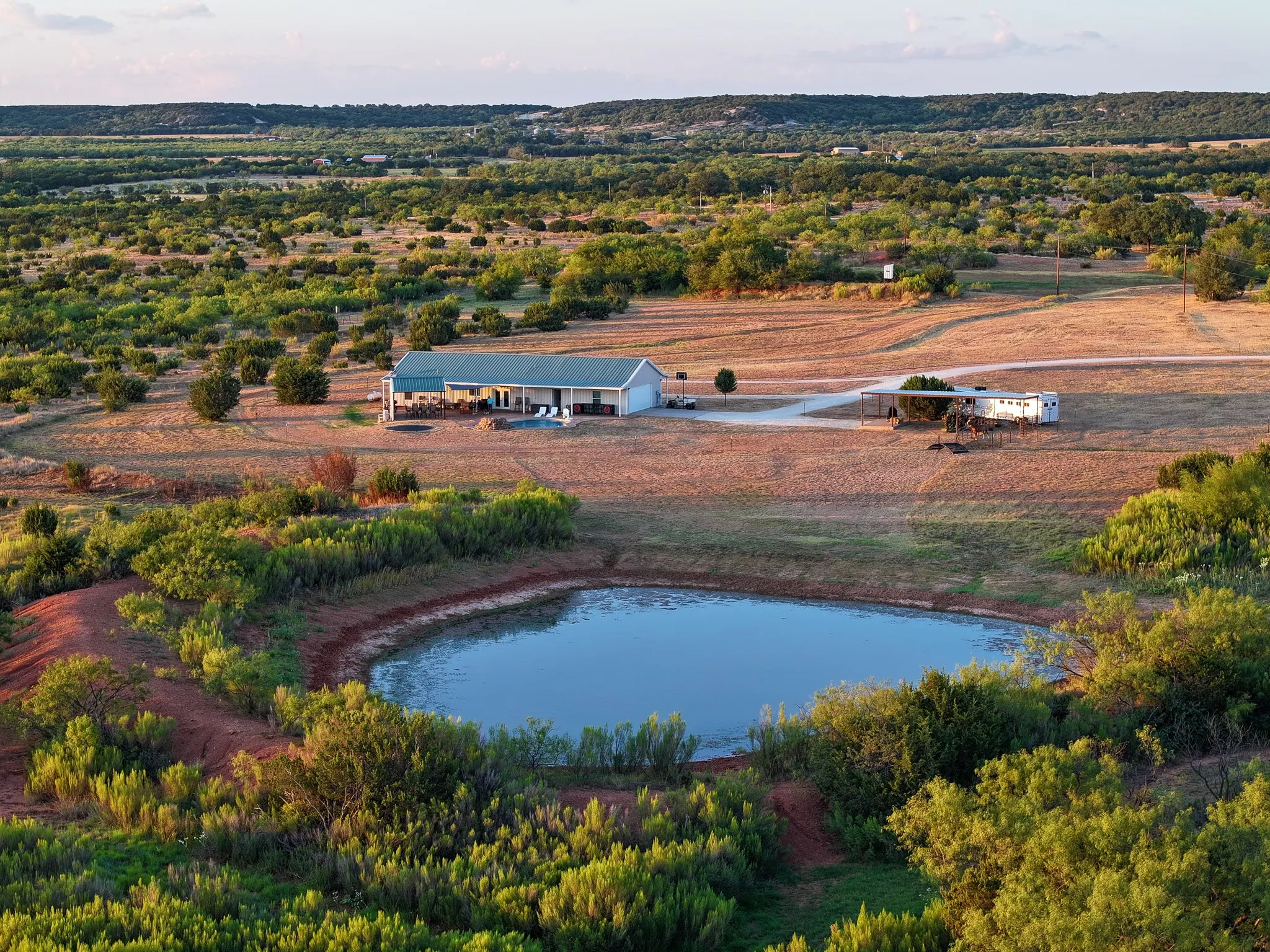 Single Family Residence For Sale in Taylor County , 6942 US Highway 83, Ovalo, Texas 79541, 4 Bedroom, 2 Bathroom, 1 Garage spaces, 2,401 Sqft, built in 2018, mls#21384286, Real Estate Agent in Ovalo, Homes For Sale in Taylor county, Homes For Sale in Ovalo, Realtor in Ovalo Texas, Real Estate Brokerage Independent Realty Texas, Luminita Cordes Realtor