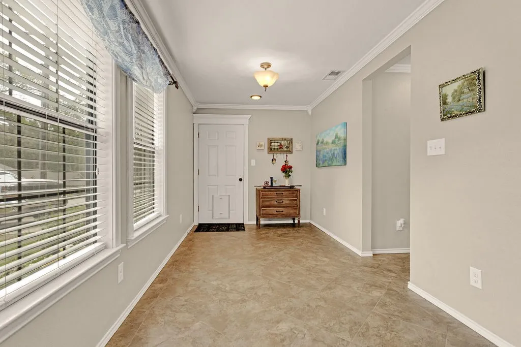 Single Family Residence For Sale in Smith County , 640 Northgate Drive, Hideaway, Texas 75771, 3 Bedroom, 3 Bathroom, 1 Garage spaces, 2,102 Sqft, built in 1985, mls#21384683, Real Estate Agent in Hideaway, Homes For Sale in Smith county, Homes For Sale in Hideaway, Realtor in Hideaway Texas, Real Estate Brokerage Independent Realty Texas, Luminita Cordes Realtor