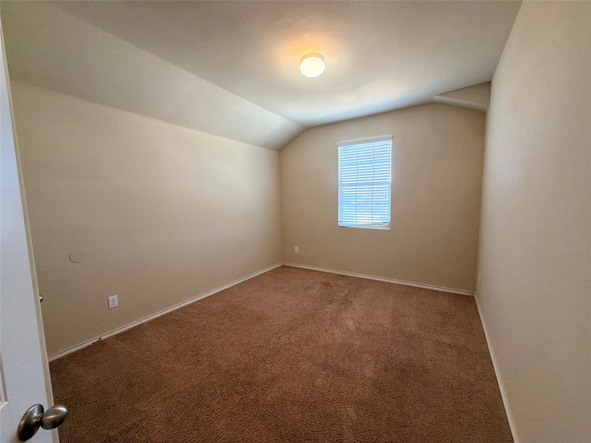 Single Family Residence For Rent in Tarrant County , 1137 Colchester Court, Fort Worth, Texas 76134, 5 Bedroom, 4 Bathroom, 2 Garage spaces, 2,314 Sqft, built in 2016, mls#21384686, Real Estate Agent in Fort Worth, Homes For Rent in Tarrant county, Homes For Rent in Fort Worth, Realtor in Fort Worth Texas, Real Estate Brokerage Independent Realty Texas, Luminita Cordes Realtor