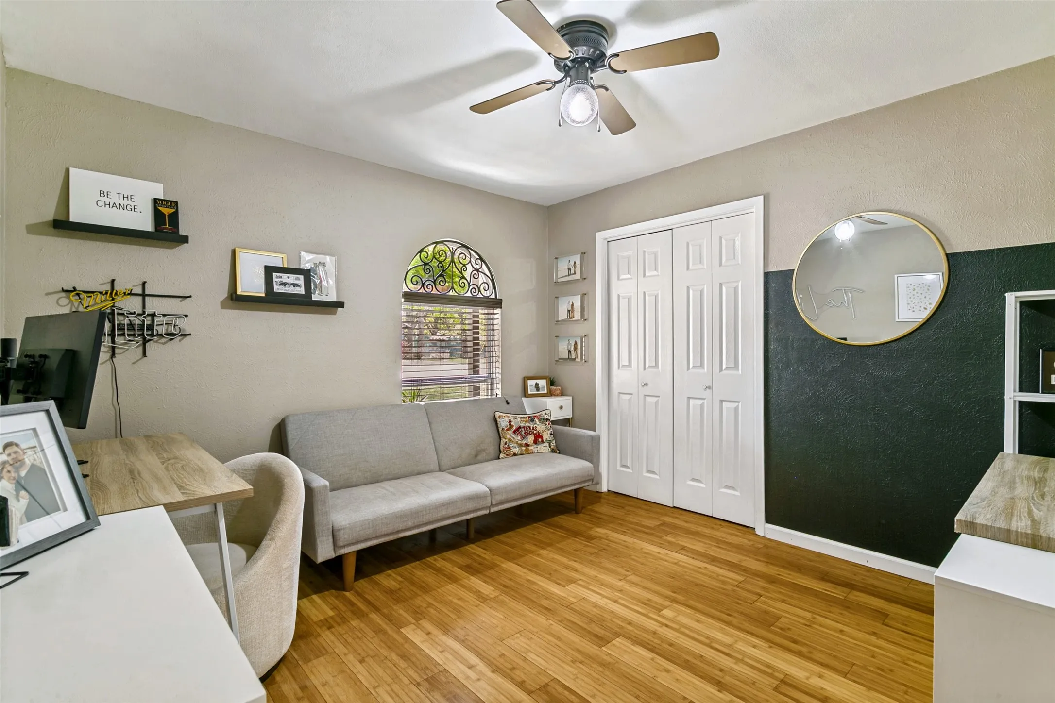 Single Family Residence For Sale in Tarrant County , 6917 Smithfield Road, North Richland Hills, Texas 76182, 3 Bedroom, 2 Bathroom, 2 Garage spaces, 1,507 Sqft, built in 1979, mls#21384687, Real Estate Agent in North Richland Hills, Homes For Sale in Tarrant county, Homes For Sale in North Richland Hills, Realtor in North Richland Hills Texas, Real Estate Brokerage Independent Realty Texas, Luminita Cordes Realtor