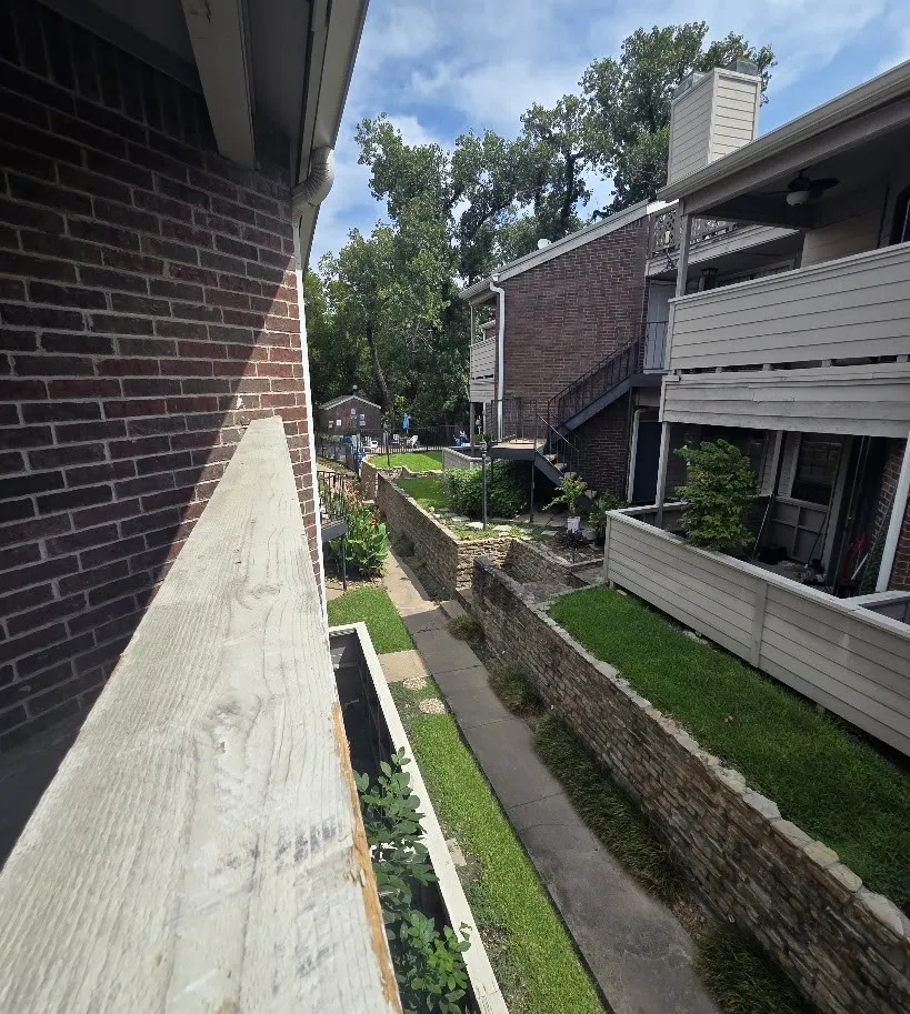 Condominium For Rent in Dallas County , 8545 Midpark Road 44, Dallas, Texas 75240, 2 Bedroom, 2 Bathroom, Garage spaces, 1,035 Sqft, built in 1982, mls#21384685, Real Estate Agent in Dallas, Homes For Rent in Dallas county, Homes For Rent in Dallas, Realtor in Dallas Texas, Real Estate Brokerage Independent Realty Texas, Luminita Cordes Realtor