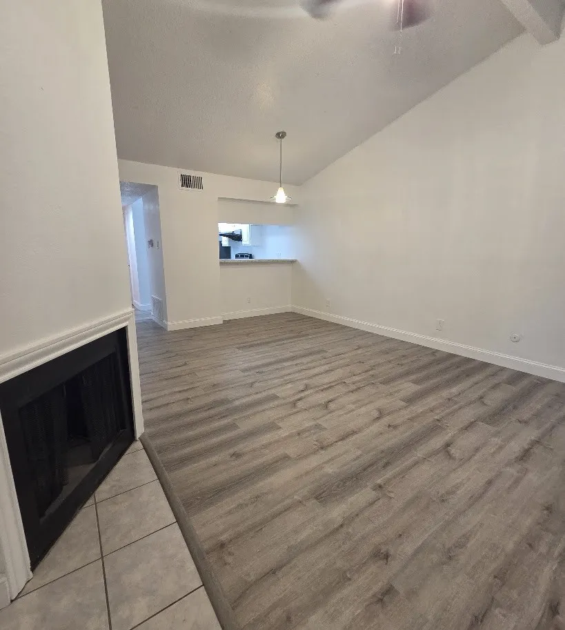 Condominium For Rent in Dallas County , 8545 Midpark Road 44, Dallas, Texas 75240, 2 Bedroom, 2 Bathroom, Garage spaces, 1,035 Sqft, built in 1982, mls#21384685, Real Estate Agent in Dallas, Homes For Rent in Dallas county, Homes For Rent in Dallas, Realtor in Dallas Texas, Real Estate Brokerage Independent Realty Texas, Luminita Cordes Realtor