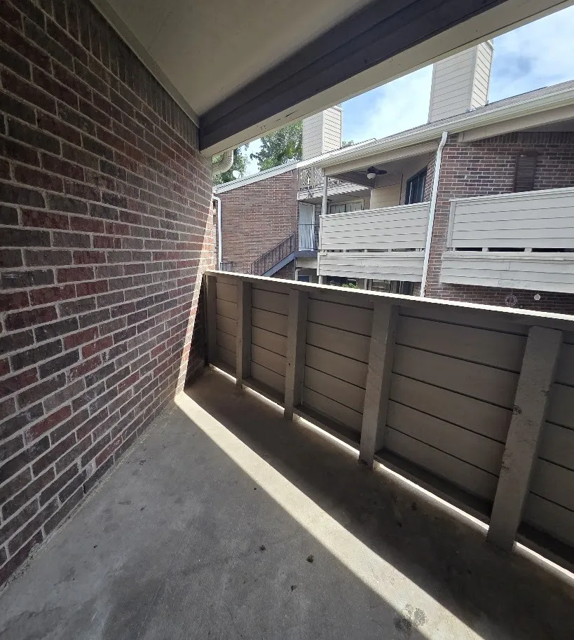 Condominium For Rent in Dallas County , 8545 Midpark Road 44, Dallas, Texas 75240, 2 Bedroom, 2 Bathroom, Garage spaces, 1,035 Sqft, built in 1982, mls#21384685, Real Estate Agent in Dallas, Homes For Rent in Dallas county, Homes For Rent in Dallas, Realtor in Dallas Texas, Real Estate Brokerage Independent Realty Texas, Luminita Cordes Realtor