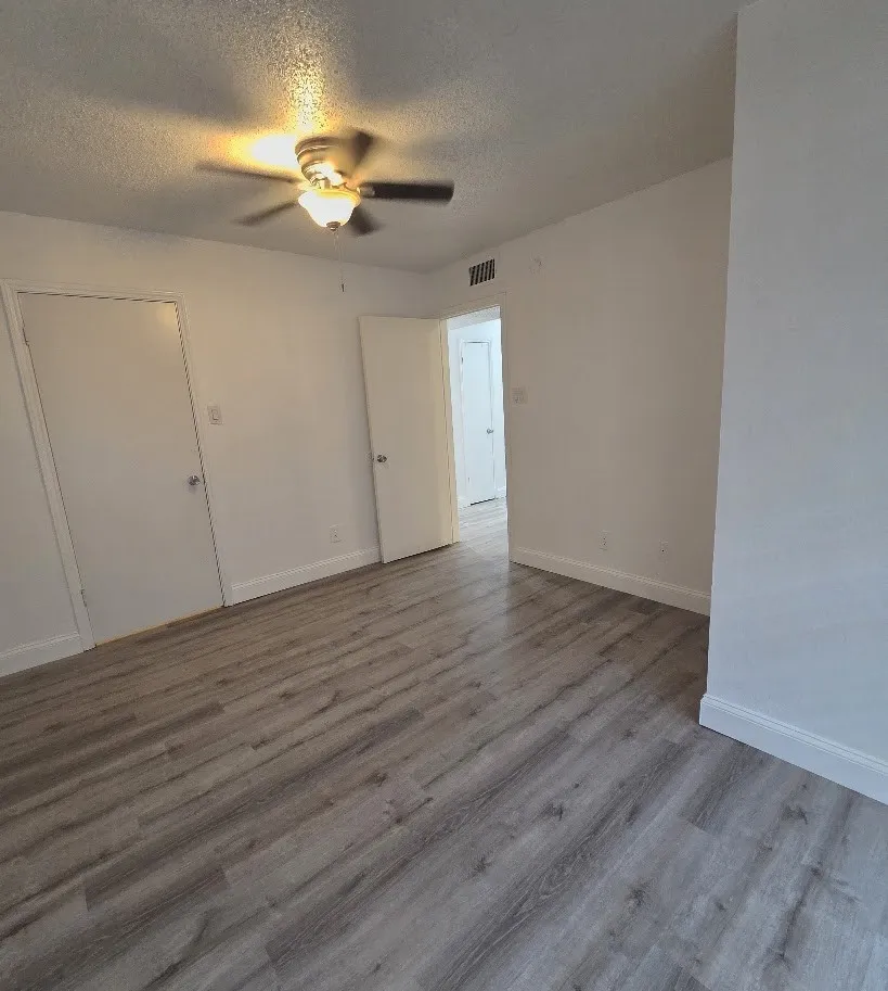 Condominium For Rent in Dallas County , 8545 Midpark Road 44, Dallas, Texas 75240, 2 Bedroom, 2 Bathroom, Garage spaces, 1,035 Sqft, built in 1982, mls#21384685, Real Estate Agent in Dallas, Homes For Rent in Dallas county, Homes For Rent in Dallas, Realtor in Dallas Texas, Real Estate Brokerage Independent Realty Texas, Luminita Cordes Realtor