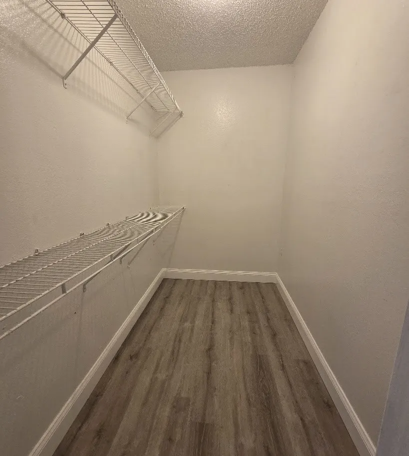 Condominium For Rent in Dallas County , 8545 Midpark Road 44, Dallas, Texas 75240, 2 Bedroom, 2 Bathroom, Garage spaces, 1,035 Sqft, built in 1982, mls#21384685, Real Estate Agent in Dallas, Homes For Rent in Dallas county, Homes For Rent in Dallas, Realtor in Dallas Texas, Real Estate Brokerage Independent Realty Texas, Luminita Cordes Realtor