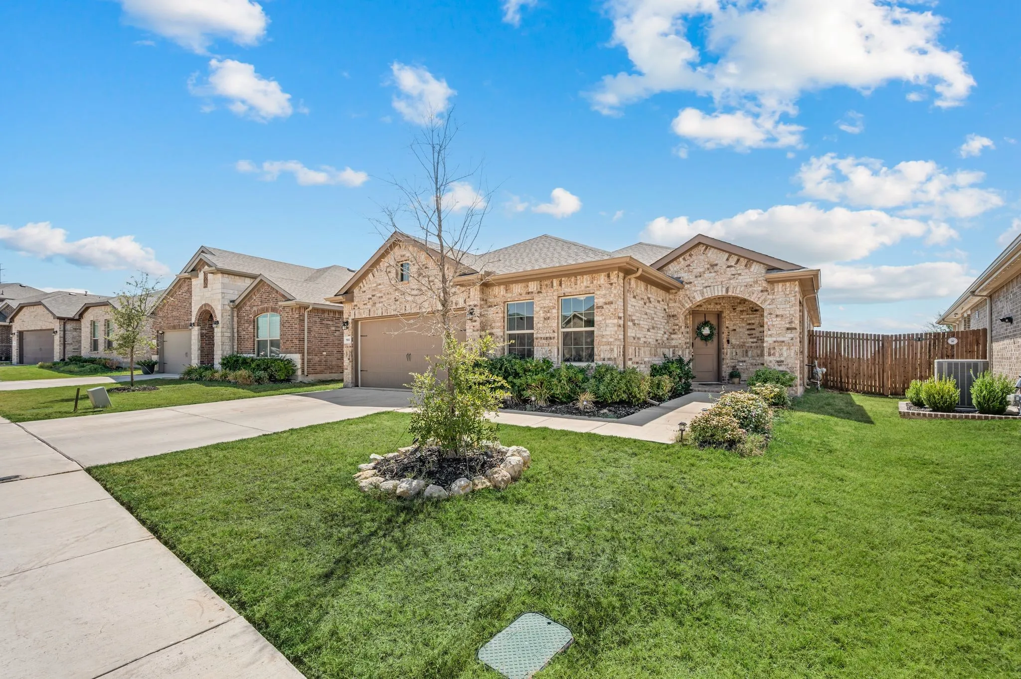 Single Family Residence For Sale in Wise County , 160 Tanager Drive, Rhome, Texas 76078, 5 Bedroom, 3 Bathroom, 2 Garage spaces, 2,141 Sqft, built in 2023, mls#21373646, Real Estate Agent in Rhome, Homes For Sale in Wise county, Homes For Sale in Rhome, Realtor in Rhome Texas, Real Estate Brokerage Independent Realty Texas, Luminita Cordes Realtor