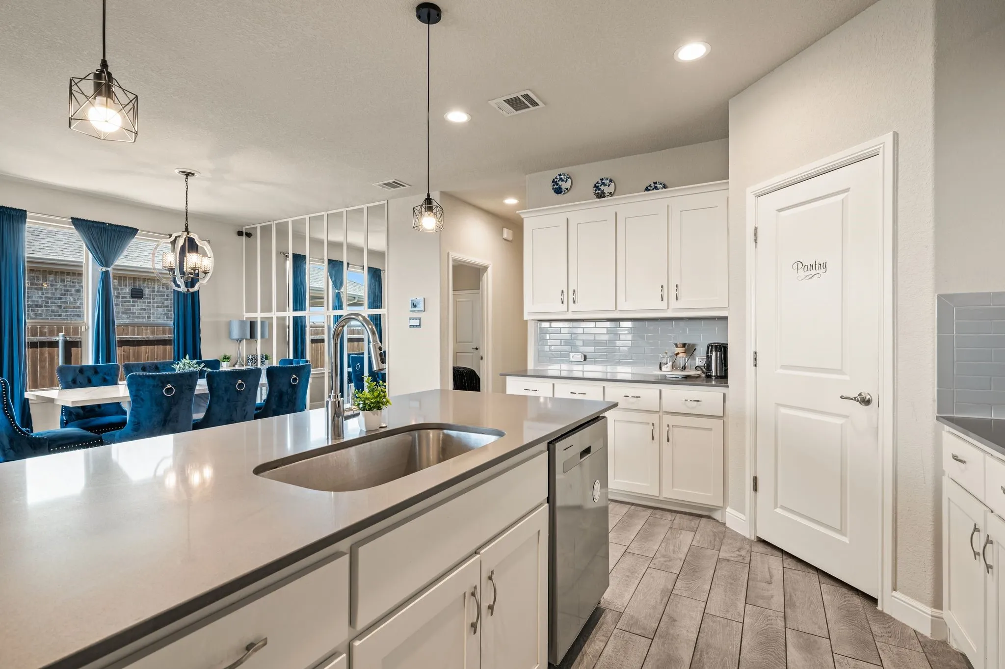 Single Family Residence For Sale in Wise County , 160 Tanager Drive, Rhome, Texas 76078, 5 Bedroom, 3 Bathroom, 2 Garage spaces, 2,141 Sqft, built in 2023, mls#21373646, Real Estate Agent in Rhome, Homes For Sale in Wise county, Homes For Sale in Rhome, Realtor in Rhome Texas, Real Estate Brokerage Independent Realty Texas, Luminita Cordes Realtor