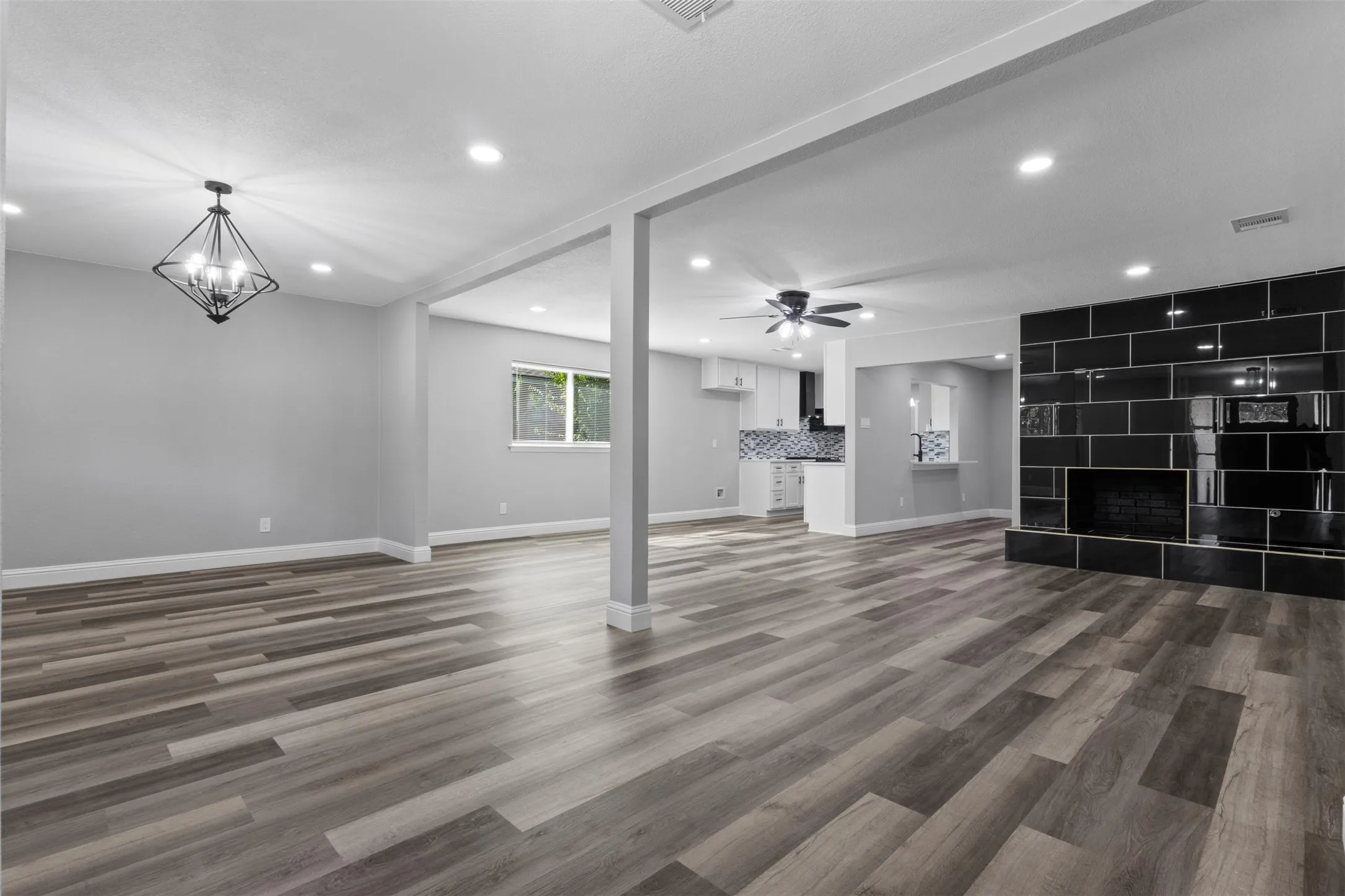 Single Family Residence For Sale in Dallas County , 1917 Provincetown Lane, Richardson, Texas 75080, 5 Bedroom, 3 Bathroom, Garage spaces, 2,526 Sqft, built in 1962, mls#21374210, Real Estate Agent in Richardson, Homes For Sale in Dallas county, Homes For Sale in Richardson, Realtor in Richardson Texas, Real Estate Brokerage Independent Realty Texas, Luminita Cordes Realtor