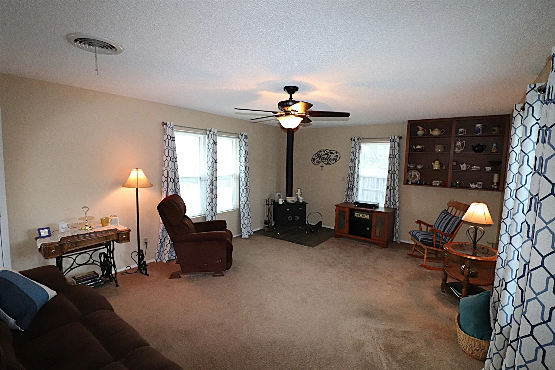 Single Family Residence For Sale in Jones County , 7126 FM 142, Stamford, Texas 79553, 4 Bedroom, 3 Bathroom, Garage spaces, 2,466 Sqft, built in 1969, mls#21383688, Real Estate Agent in Stamford, Homes For Sale in Jones county, Homes For Sale in Stamford, Realtor in Stamford Texas, Real Estate Brokerage Independent Realty Texas, Luminita Cordes Realtor