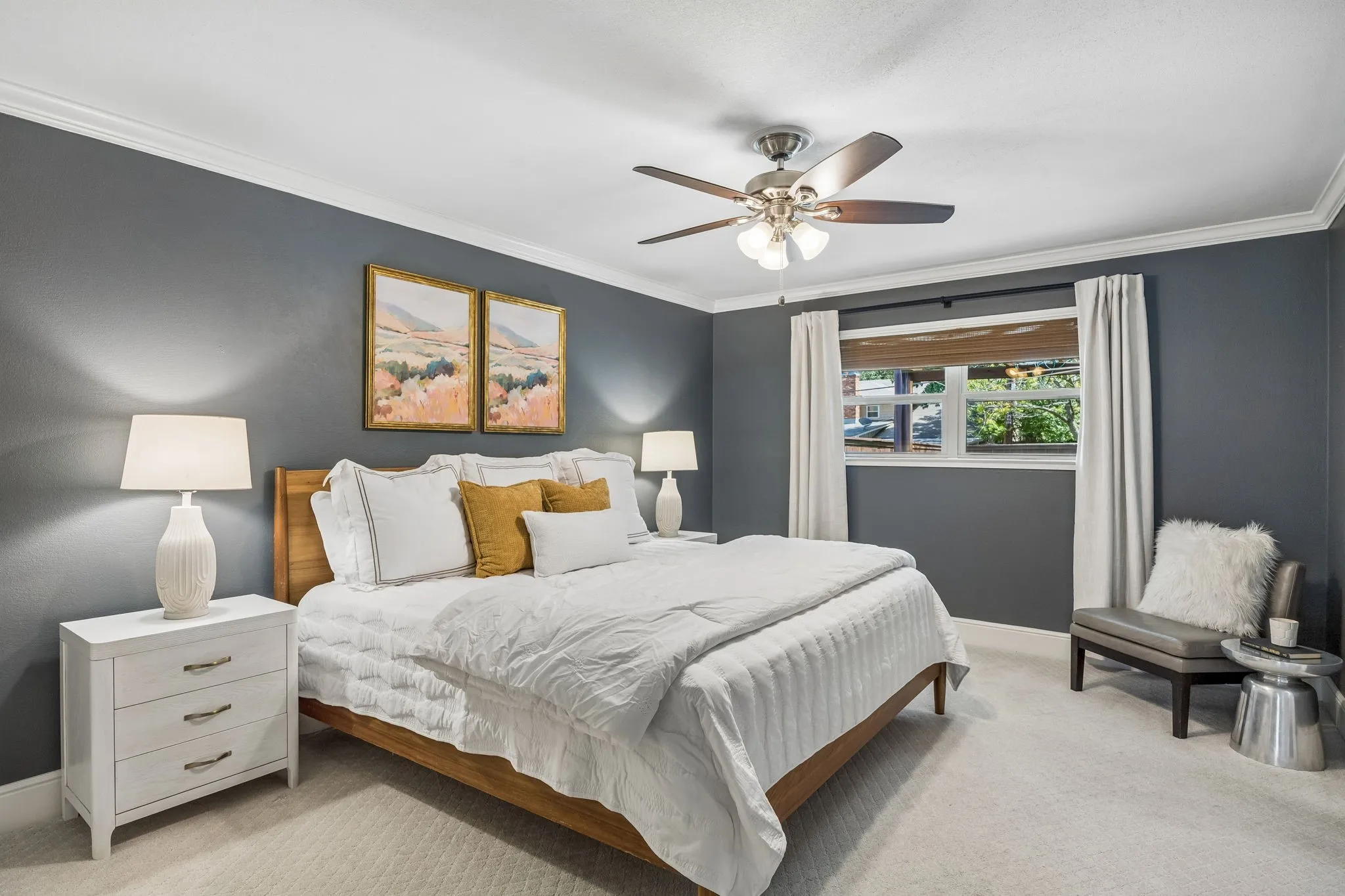 Single Family Residence For Sale in Dallas County , 9946 Vistadale Drive, Dallas, Texas 75238, 4 Bedroom, 3 Bathroom, 2 Garage spaces, 2,286 Sqft, built in 1966, mls#21382280, Real Estate Agent in Dallas, Homes For Sale in Dallas county, Homes For Sale in Dallas, Realtor in Dallas Texas, Real Estate Brokerage Independent Realty Texas, Luminita Cordes Realtor