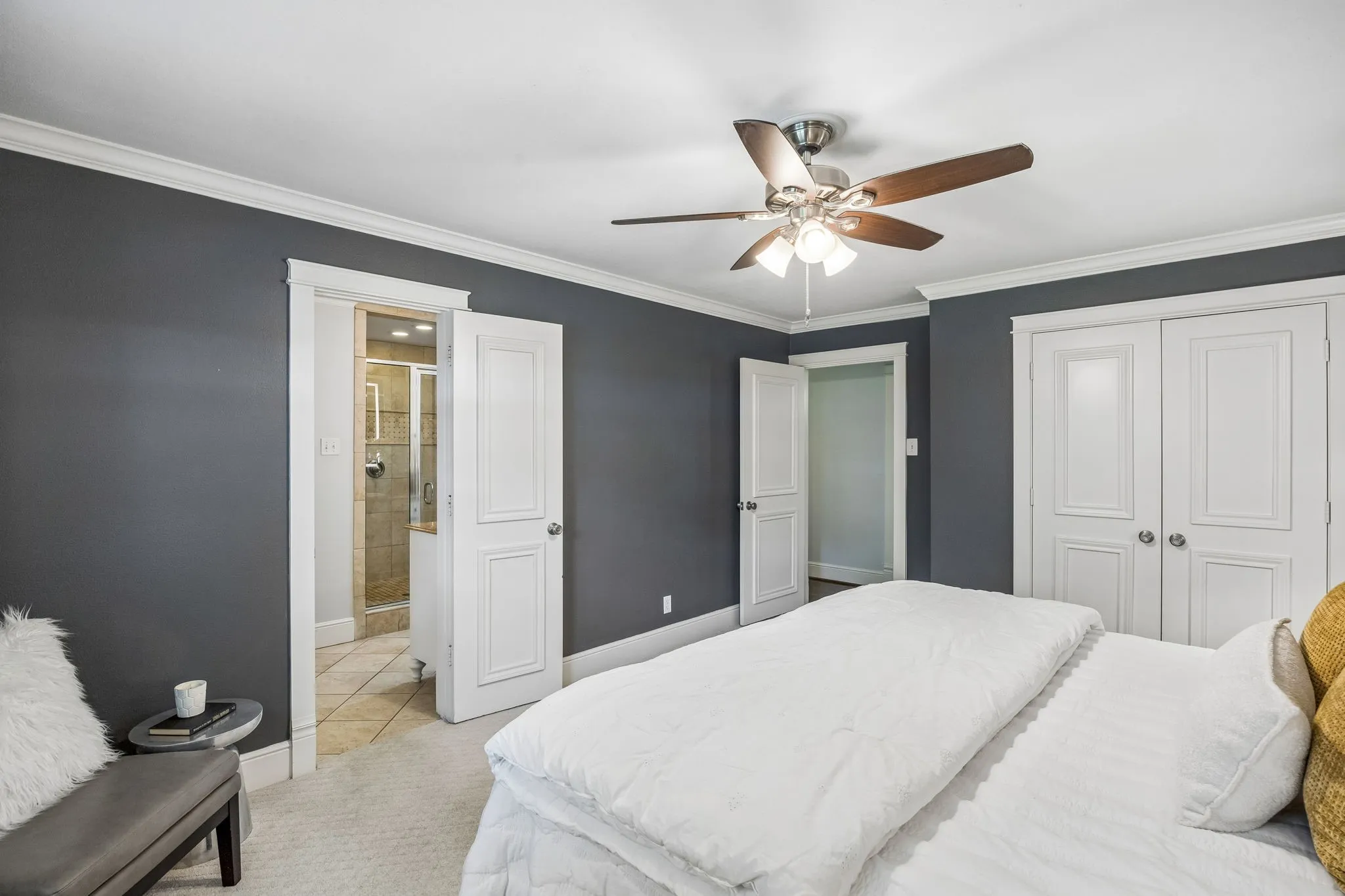 Single Family Residence For Sale in Dallas County , 9946 Vistadale Drive, Dallas, Texas 75238, 4 Bedroom, 3 Bathroom, 2 Garage spaces, 2,286 Sqft, built in 1966, mls#21382280, Real Estate Agent in Dallas, Homes For Sale in Dallas county, Homes For Sale in Dallas, Realtor in Dallas Texas, Real Estate Brokerage Independent Realty Texas, Luminita Cordes Realtor