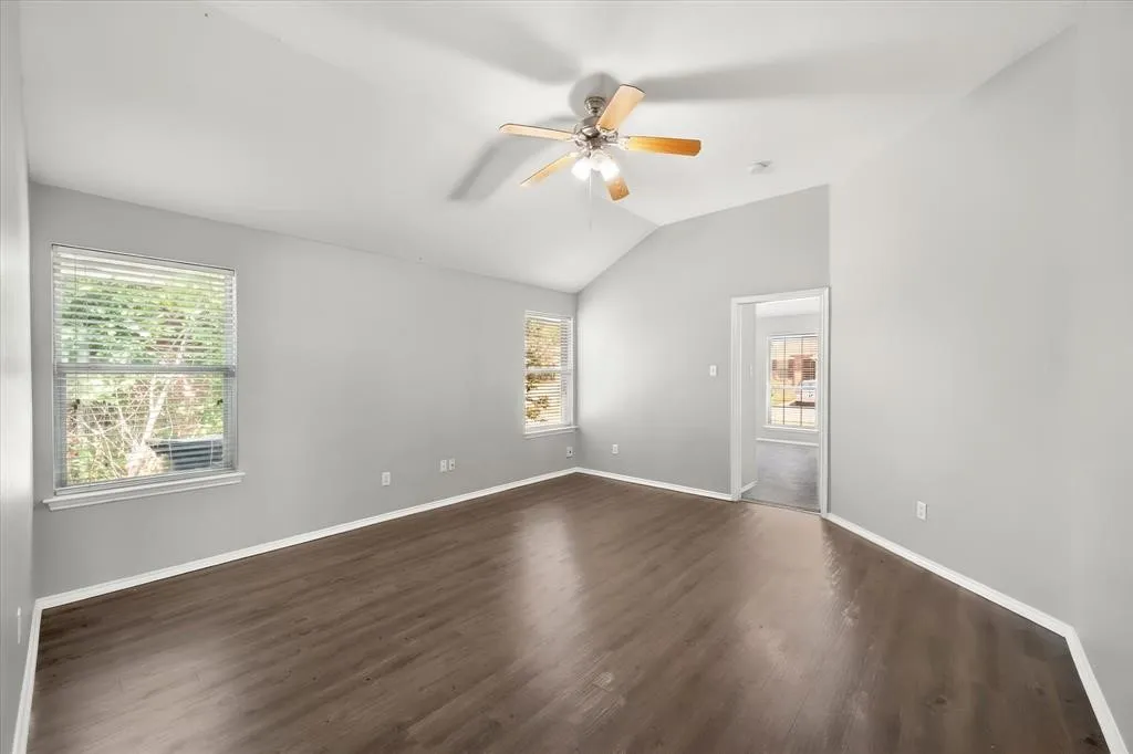 Single Family Residence For Rent in Tarrant County , 508 Ammonite Court, Arlington, Texas 76002, 4 Bedroom, 2 Bathroom, 2 Garage spaces, 1,960 Sqft, built in 2005, mls#21384688, Real Estate Agent in Arlington, Homes For Rent in Tarrant county, Homes For Rent in Arlington, Realtor in Arlington Texas, Real Estate Brokerage Independent Realty Texas, Luminita Cordes Realtor