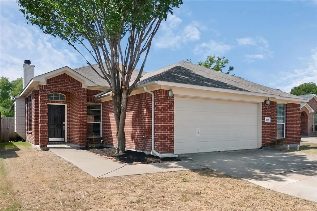 Single Family Residence For Rent in Tarrant County , 508 Ammonite Court, Arlington, Texas 76002, 4 Bedroom, 2 Bathroom, 2 Garage spaces, 1,960 Sqft, built in 2005, mls#21384688, Real Estate Agent in Arlington, Homes For Rent in Tarrant county, Homes For Rent in Arlington, Realtor in Arlington Texas, Real Estate Brokerage Independent Realty Texas, Luminita Cordes Realtor