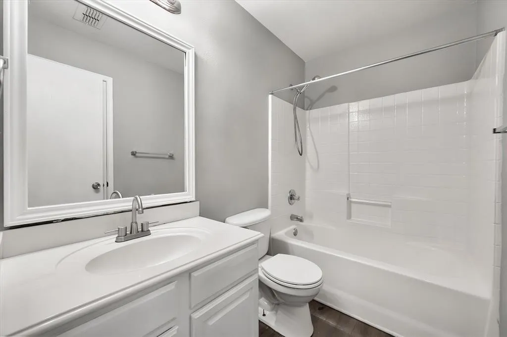 Single Family Residence For Rent in Tarrant County , 508 Ammonite Court, Arlington, Texas 76002, 4 Bedroom, 2 Bathroom, 2 Garage spaces, 1,960 Sqft, built in 2005, mls#21384688, Real Estate Agent in Arlington, Homes For Rent in Tarrant county, Homes For Rent in Arlington, Realtor in Arlington Texas, Real Estate Brokerage Independent Realty Texas, Luminita Cordes Realtor