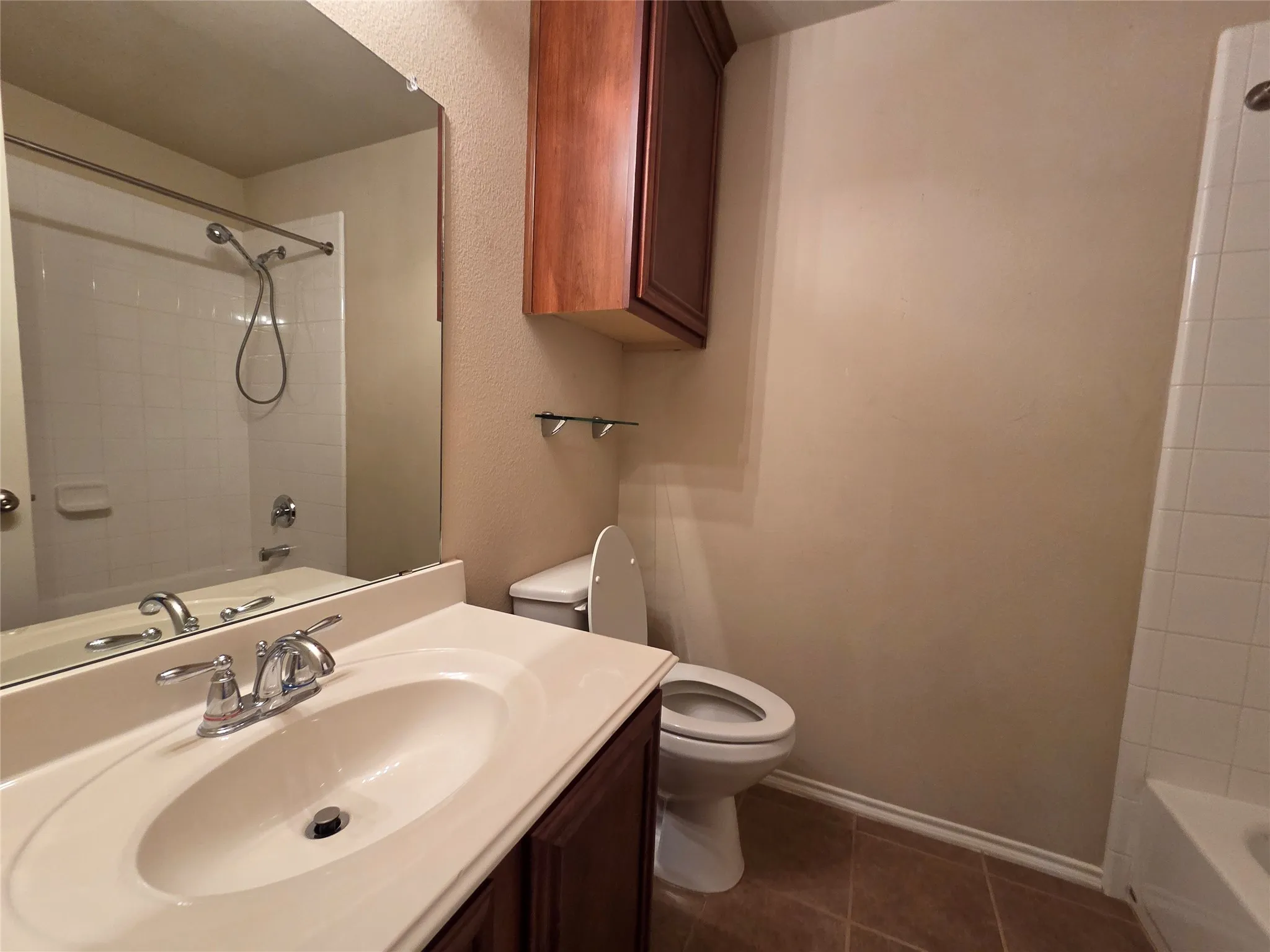 Single Family Residence For Rent in Kaufman County , 2007 Samantha Lane, Heartland, Texas 75126, 3 Bedroom, 2 Bathroom, 3 Garage spaces, 1,614 Sqft, built in 2010, mls#21384618, Real Estate Agent in Heartland, Homes For Rent in Kaufman county, Homes For Rent in Heartland, Realtor in Heartland Texas, Real Estate Brokerage Independent Realty Texas, Luminita Cordes Realtor