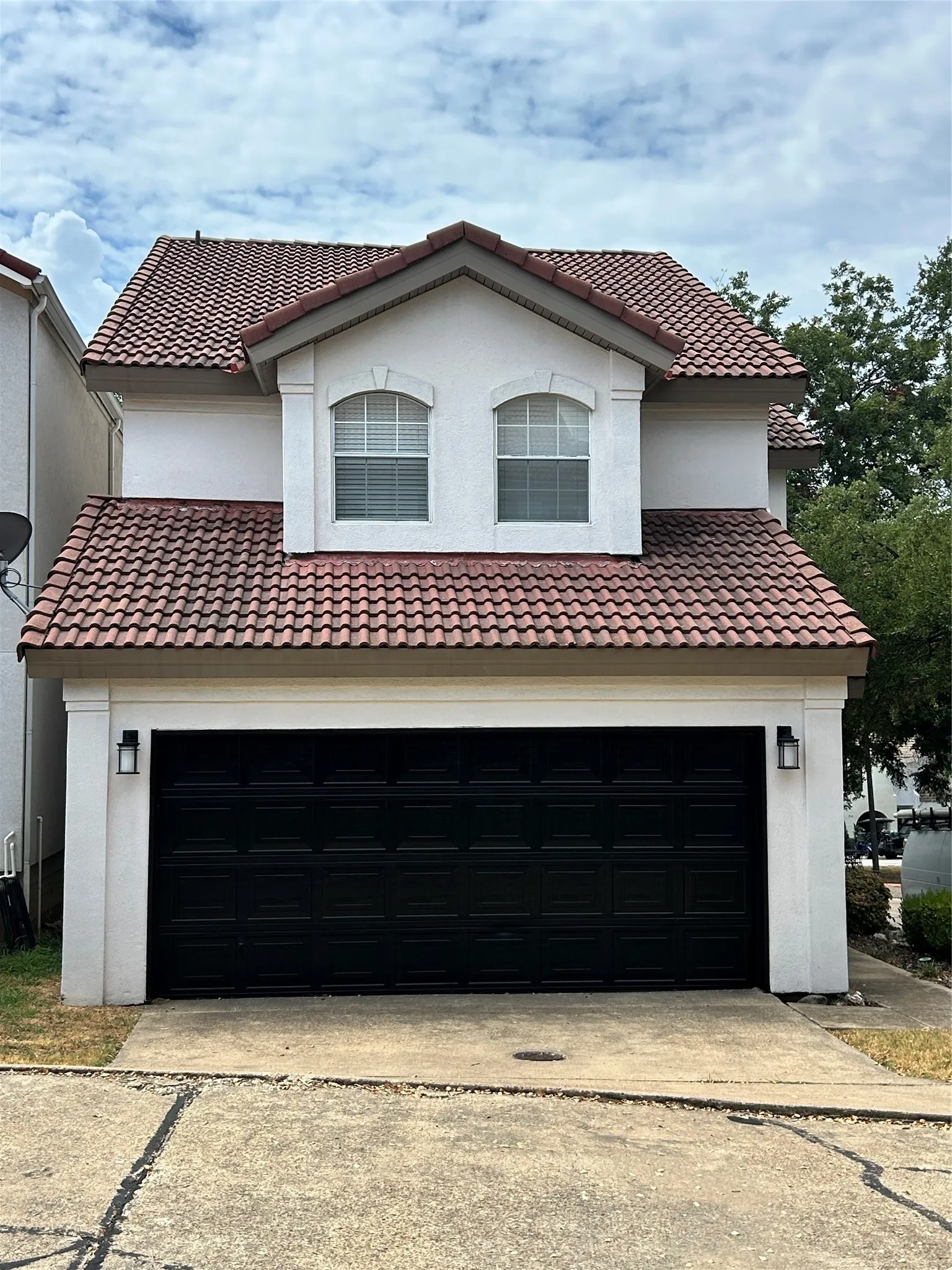 Single Family Residence For Rent in Rockwall County , 4200 Pompei Court, Rockwall, Texas 75087, 3 Bedroom, 3 Bathroom, 4 Garage spaces, 1,542 Sqft, built in 1993, mls#21383666, Real Estate Agent in Rockwall, Homes For Rent in Rockwall county, Homes For Rent in Rockwall, Realtor in Rockwall Texas, Real Estate Brokerage Independent Realty Texas, Luminita Cordes Realtor