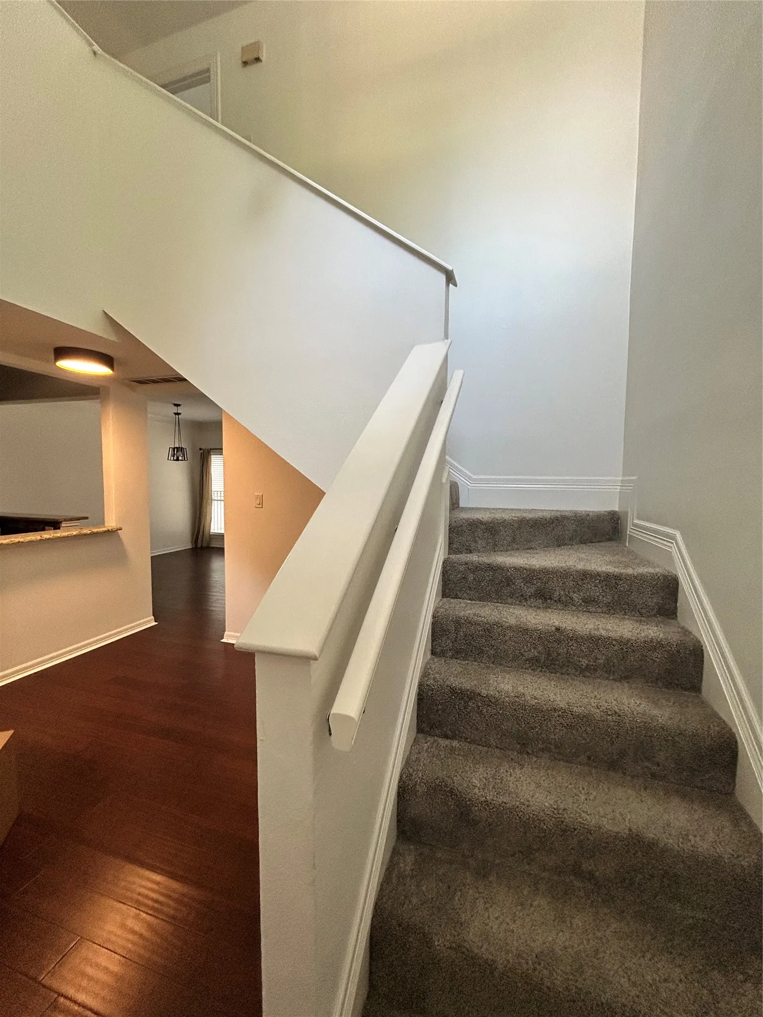 Single Family Residence For Rent in Rockwall County , 4200 Pompei Court, Rockwall, Texas 75087, 3 Bedroom, 3 Bathroom, 4 Garage spaces, 1,542 Sqft, built in 1993, mls#21383666, Real Estate Agent in Rockwall, Homes For Rent in Rockwall county, Homes For Rent in Rockwall, Realtor in Rockwall Texas, Real Estate Brokerage Independent Realty Texas, Luminita Cordes Realtor