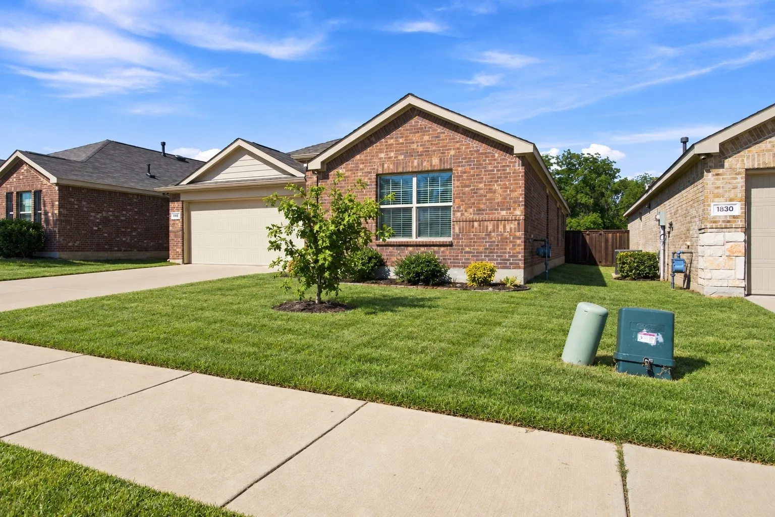 Single Family Residence For Sale in Denton County , 1810 Alamandine Avenue, Cross Roads, Texas 76227, 3 Bedroom, 2 Bathroom, 2 Garage spaces, 1,536 Sqft, built in 2019, mls#21384046, Real Estate Agent in Cross Roads, Homes For Sale in Denton county, Homes For Sale in Cross Roads, Realtor in Cross Roads Texas, Real Estate Brokerage Independent Realty Texas, Luminita Cordes Realtor