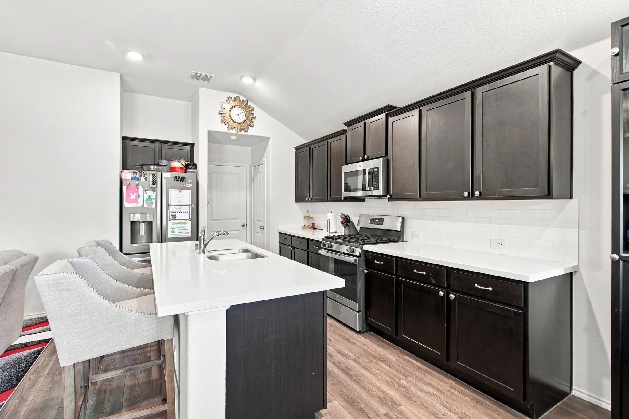 Single Family Residence For Sale in Denton County , 1810 Alamandine Avenue, Cross Roads, Texas 76227, 3 Bedroom, 2 Bathroom, 2 Garage spaces, 1,536 Sqft, built in 2019, mls#21384046, Real Estate Agent in Cross Roads, Homes For Sale in Denton county, Homes For Sale in Cross Roads, Realtor in Cross Roads Texas, Real Estate Brokerage Independent Realty Texas, Luminita Cordes Realtor