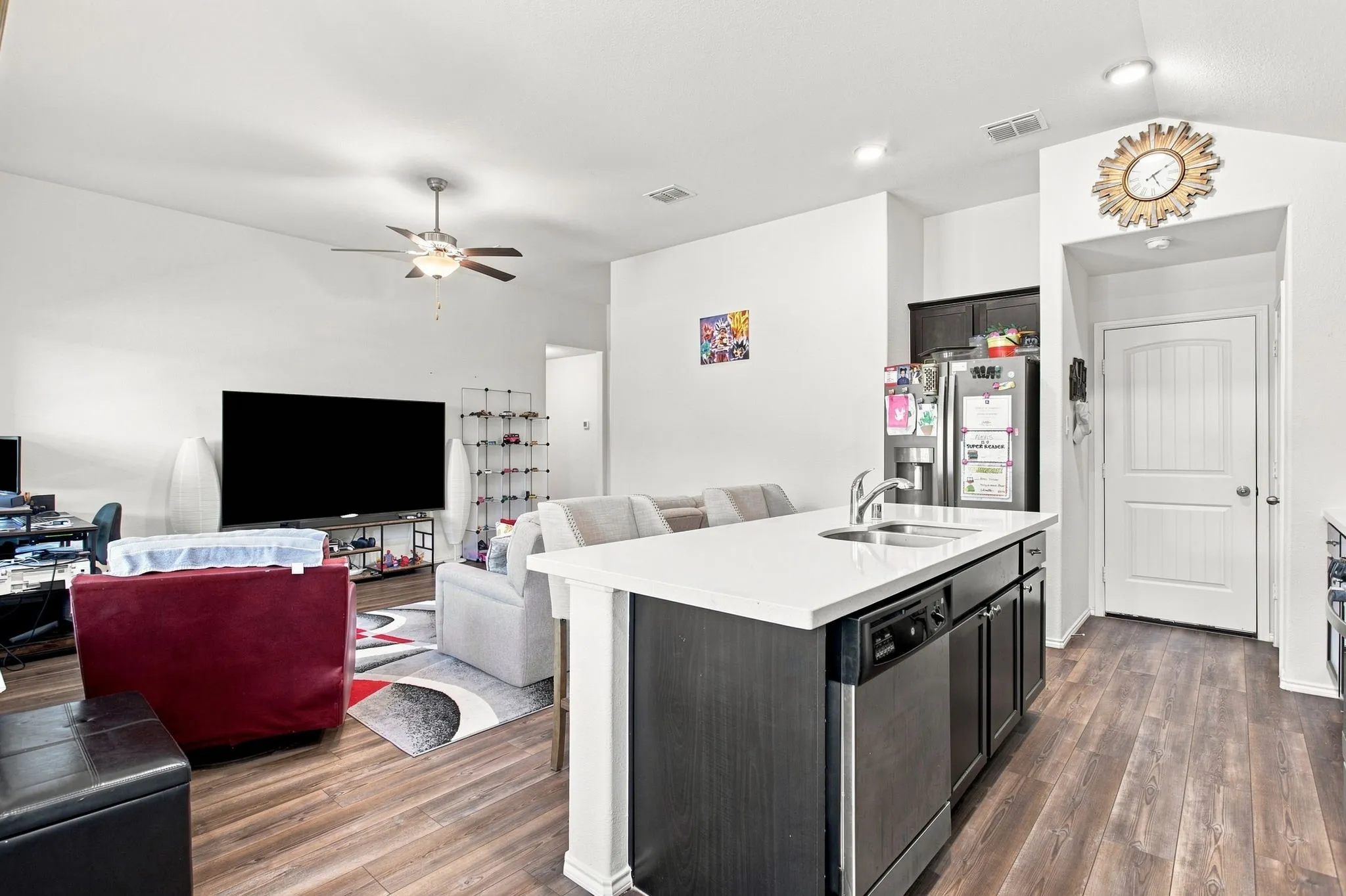 Single Family Residence For Sale in Denton County , 1810 Alamandine Avenue, Cross Roads, Texas 76227, 3 Bedroom, 2 Bathroom, 2 Garage spaces, 1,536 Sqft, built in 2019, mls#21384046, Real Estate Agent in Cross Roads, Homes For Sale in Denton county, Homes For Sale in Cross Roads, Realtor in Cross Roads Texas, Real Estate Brokerage Independent Realty Texas, Luminita Cordes Realtor