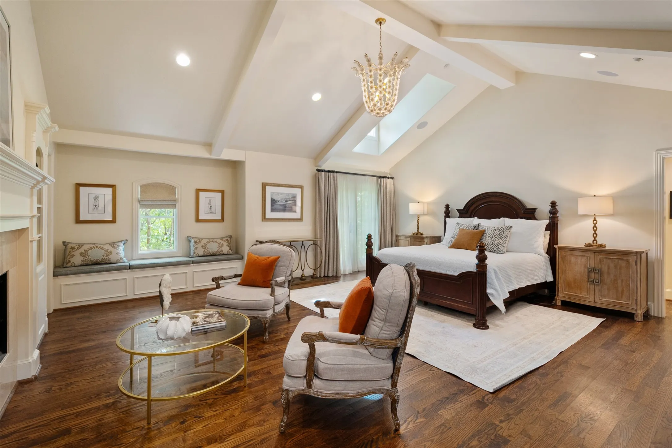 Single Family Residence For Sale in Dallas County , 3516 Wentwood Drive, University Park, Texas 75225, 6 Bedroom, 9 Bathroom, 4 Garage spaces, 8,644 Sqft, built in 2002, mls#21384218, Real Estate Agent in University Park, Homes For Sale in Dallas county, Homes For Sale in University Park, Realtor in University Park Texas, Real Estate Brokerage Independent Realty Texas, Luminita Cordes Realtor