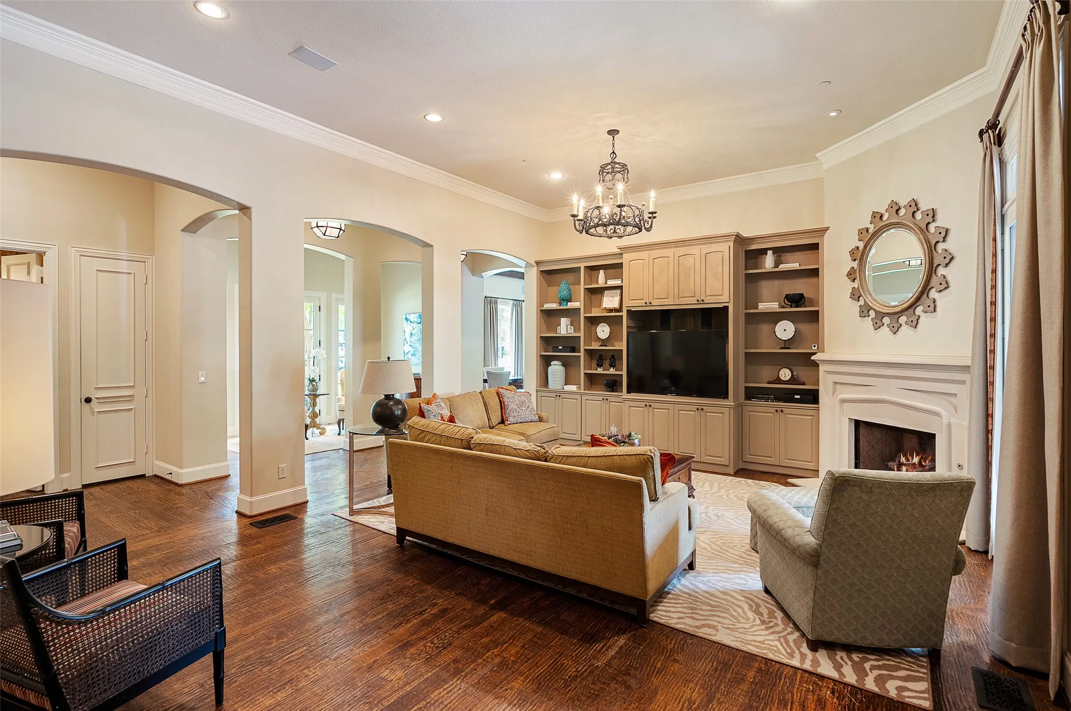 Single Family Residence For Sale in Dallas County , 3516 Wentwood Drive, University Park, Texas 75225, 6 Bedroom, 9 Bathroom, 4 Garage spaces, 8,644 Sqft, built in 2002, mls#21384218, Real Estate Agent in University Park, Homes For Sale in Dallas county, Homes For Sale in University Park, Realtor in University Park Texas, Real Estate Brokerage Independent Realty Texas, Luminita Cordes Realtor