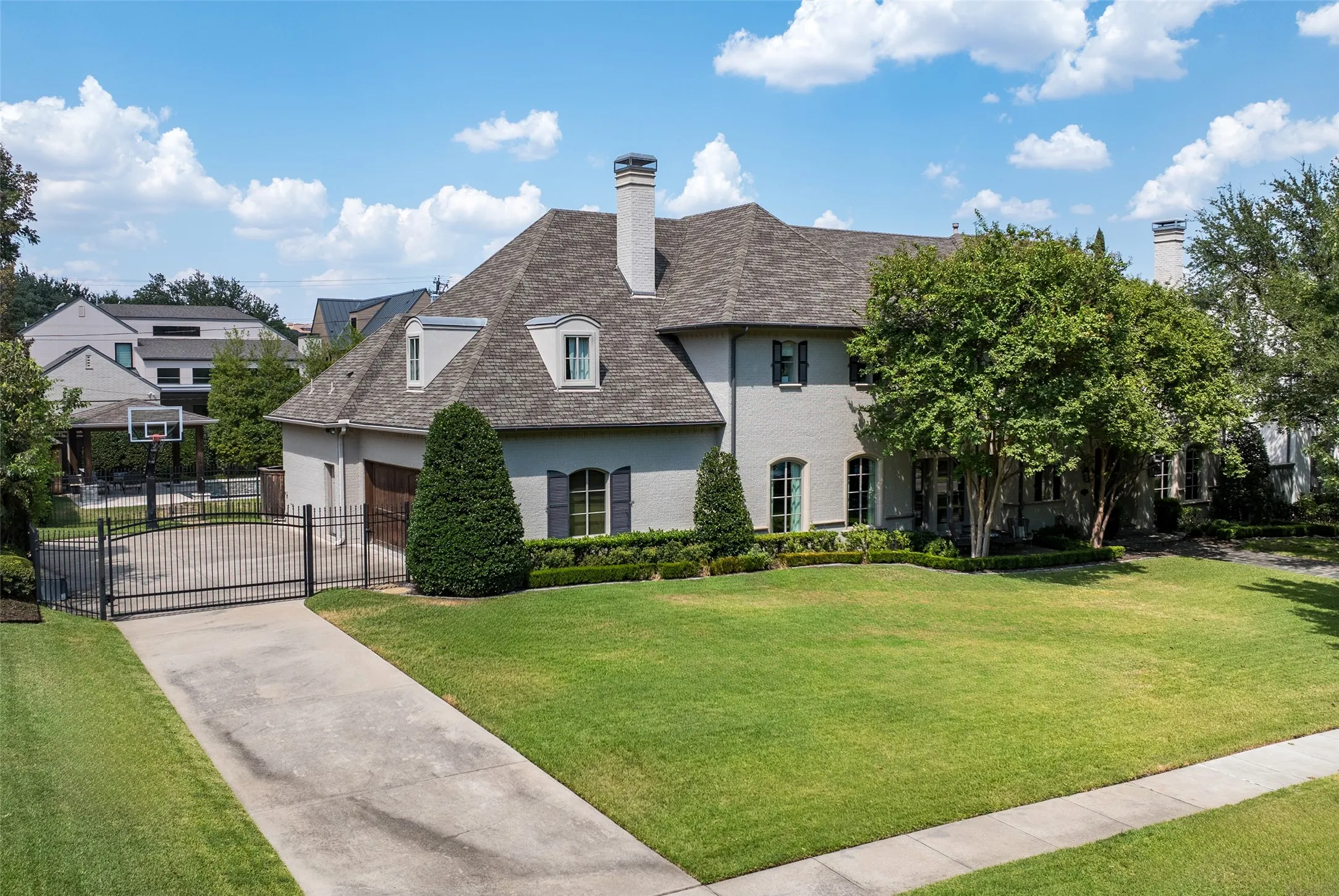 Single Family Residence For Sale in Dallas County , 3516 Wentwood Drive, University Park, Texas 75225, 6 Bedroom, 9 Bathroom, 4 Garage spaces, 8,644 Sqft, built in 2002, mls#21384218, Real Estate Agent in University Park, Homes For Sale in Dallas county, Homes For Sale in University Park, Realtor in University Park Texas, Real Estate Brokerage Independent Realty Texas, Luminita Cordes Realtor