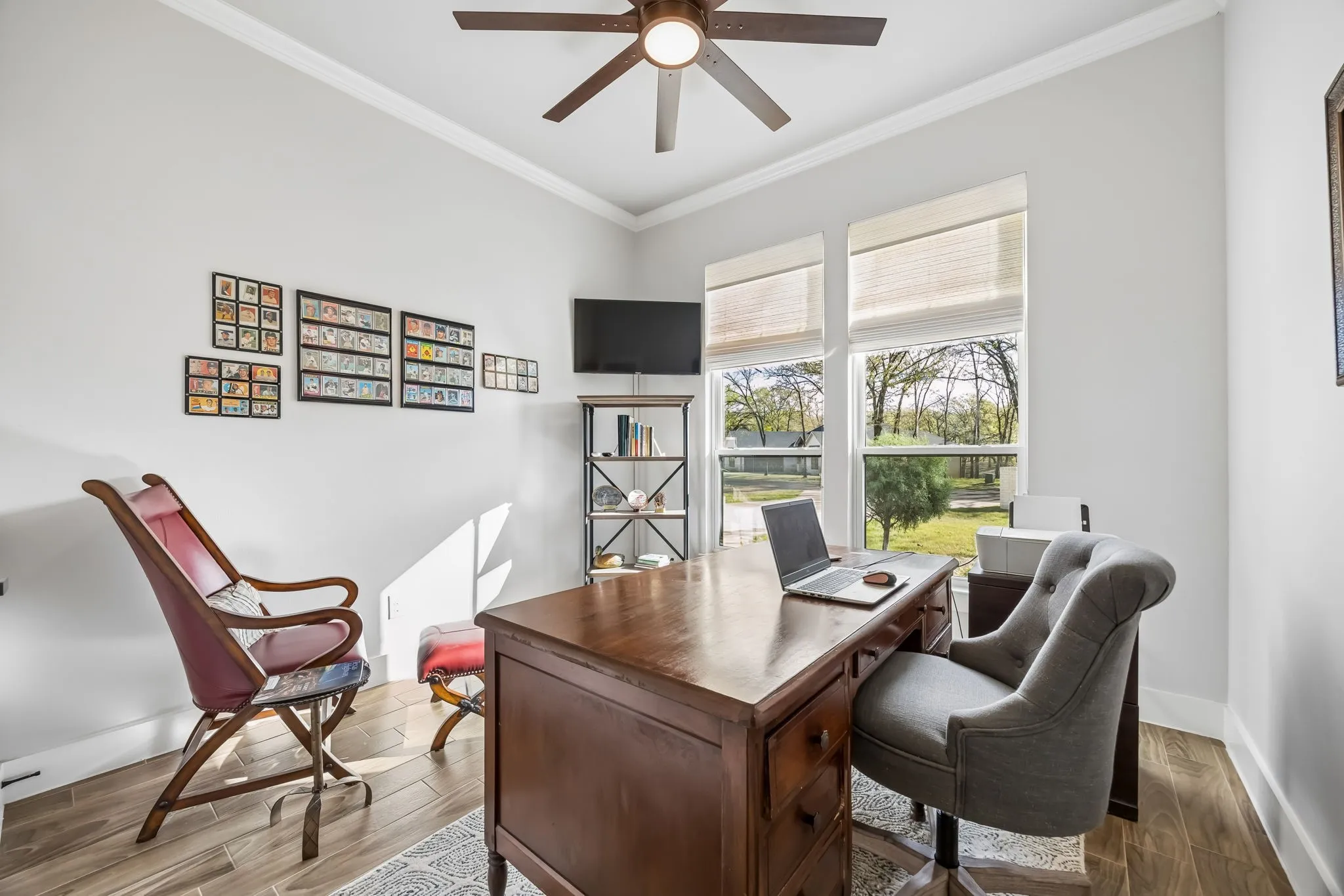 Single Family Residence For Sale in Henderson County , 207 Colonial Drive, Mabank, Texas 75156, 3 Bedroom, 3 Bathroom, 2 Garage spaces, 2,328 Sqft, built in 2022, mls#21384635, Real Estate Agent in Mabank, Homes For Sale in Henderson county, Homes For Sale in Mabank, Realtor in Mabank Texas, Real Estate Brokerage Independent Realty Texas, Luminita Cordes Realtor
