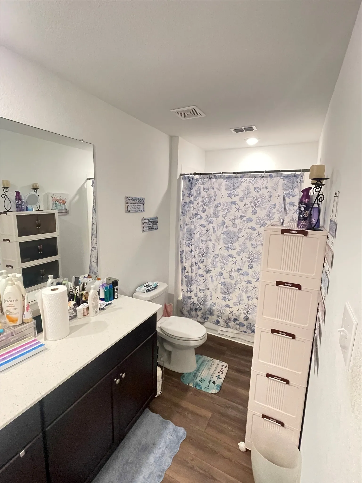 Single Family Residence For Rent in Kaufman County , 2925 Bronte Boulevard, Heartland, Texas 75126, 3 Bedroom, 2 Bathroom, 2 Garage spaces, 1,481 Sqft, built in 2021, mls#21384716, Real Estate Agent in Heartland, Homes For Rent in Kaufman county, Homes For Rent in Heartland, Realtor in Heartland Texas, Real Estate Brokerage Independent Realty Texas, Luminita Cordes Realtor