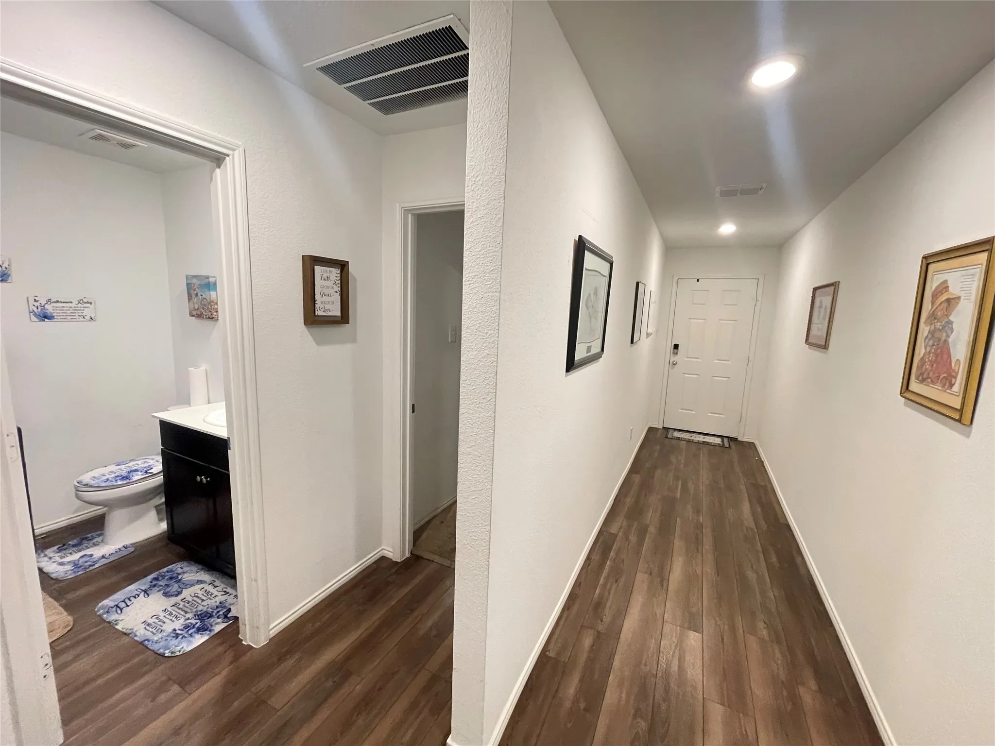 Single Family Residence For Rent in Kaufman County , 2925 Bronte Boulevard, Heartland, Texas 75126, 3 Bedroom, 2 Bathroom, 2 Garage spaces, 1,481 Sqft, built in 2021, mls#21384716, Real Estate Agent in Heartland, Homes For Rent in Kaufman county, Homes For Rent in Heartland, Realtor in Heartland Texas, Real Estate Brokerage Independent Realty Texas, Luminita Cordes Realtor