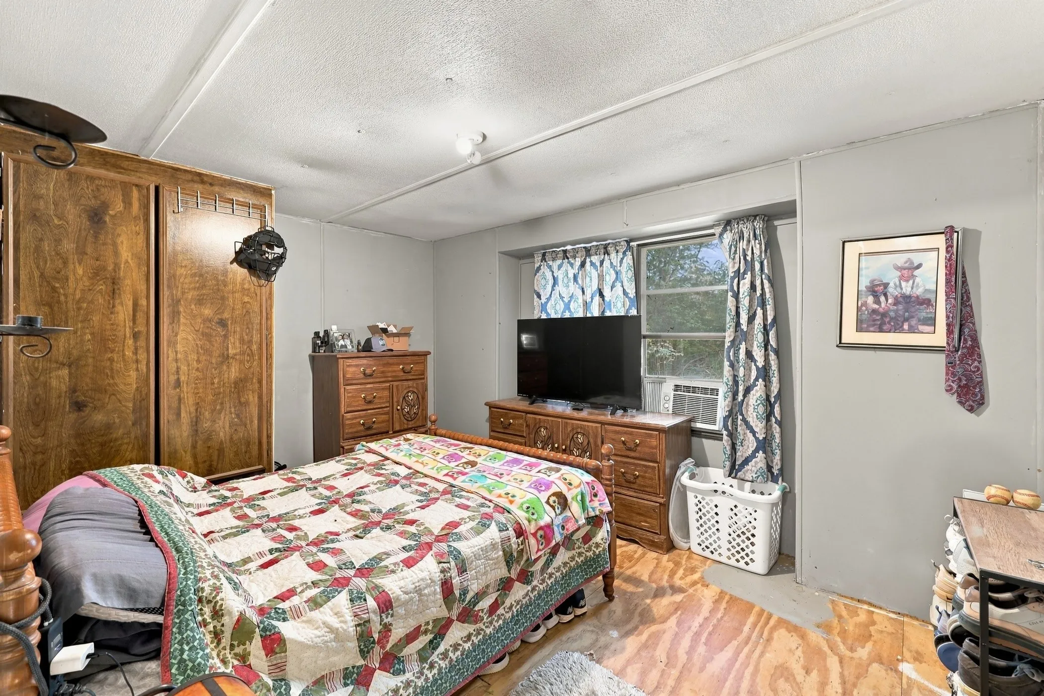 Mobile Home For Sale in Anderson County , 530 An County Rd 154, Palestine, Texas 75801, 3 Bedroom, 2 Bathroom, Garage spaces, 1,064 Sqft, built in 1983, mls#21380237, Real Estate Agent in Palestine, Homes For Sale in Anderson county, Homes For Sale in Palestine, Realtor in Palestine Texas, Real Estate Brokerage Independent Realty Texas, Luminita Cordes Realtor