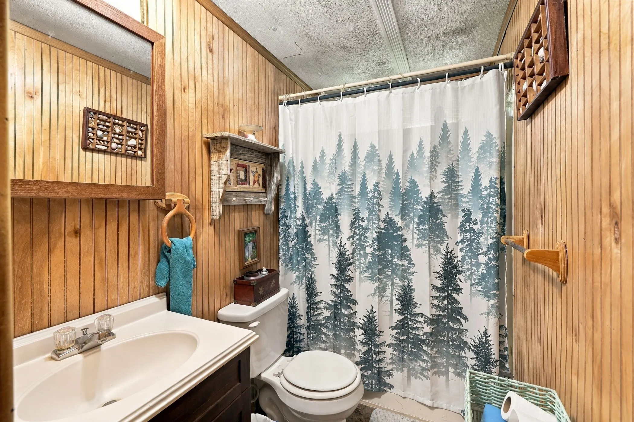 Mobile Home For Sale in Anderson County , 530 An County Rd 154, Palestine, Texas 75801, 3 Bedroom, 2 Bathroom, Garage spaces, 1,064 Sqft, built in 1983, mls#21380237, Real Estate Agent in Palestine, Homes For Sale in Anderson county, Homes For Sale in Palestine, Realtor in Palestine Texas, Real Estate Brokerage Independent Realty Texas, Luminita Cordes Realtor