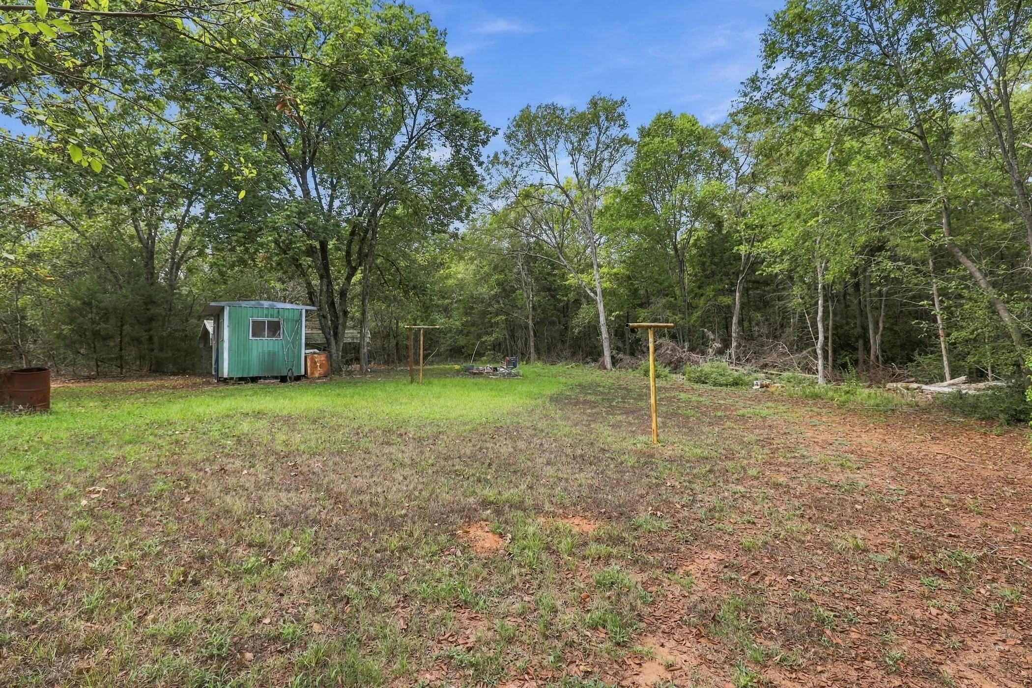 Mobile Home For Sale in Anderson County , 530 An County Rd 154, Palestine, Texas 75801, 3 Bedroom, 2 Bathroom, Garage spaces, 1,064 Sqft, built in 1983, mls#21380237, Real Estate Agent in Palestine, Homes For Sale in Anderson county, Homes For Sale in Palestine, Realtor in Palestine Texas, Real Estate Brokerage Independent Realty Texas, Luminita Cordes Realtor